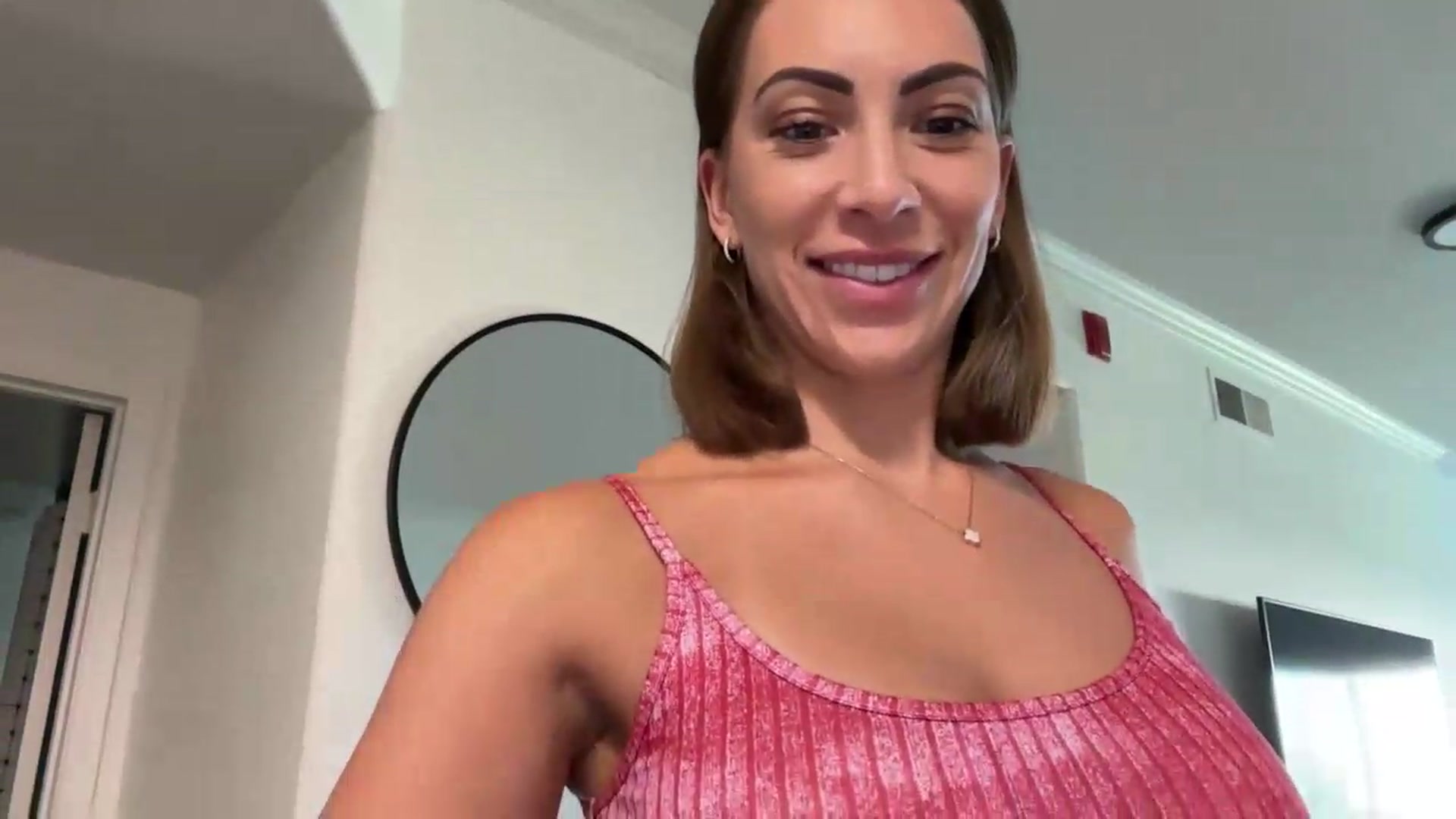 Gallery image thumbnail from Mia_Styles's myfreecams stream on, 08/01/2026, 22:41 image 20 of 20