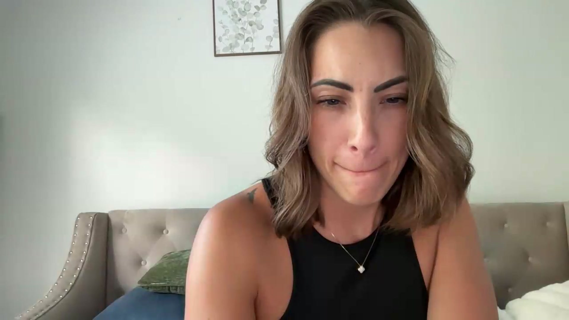 Gallery image thumbnail from Mia_Styles's myfreecams stream on, 08/04/2026, 01:05 image 10 of 20