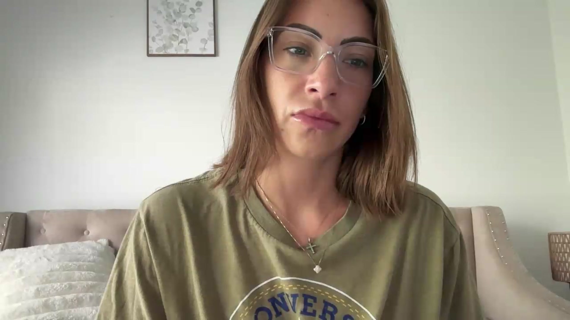 Gallery image thumbnail from Mia_Styles's myfreecams stream on, 08/22/2026, 19:15 image 15 of 20