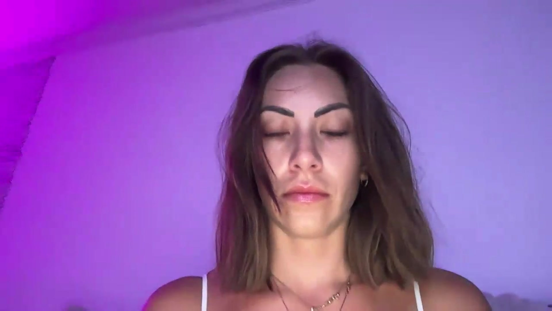 Gallery image thumbnail from Mia_Styles's myfreecams stream on, 08/25/2026, 04:41 image 18 of 20