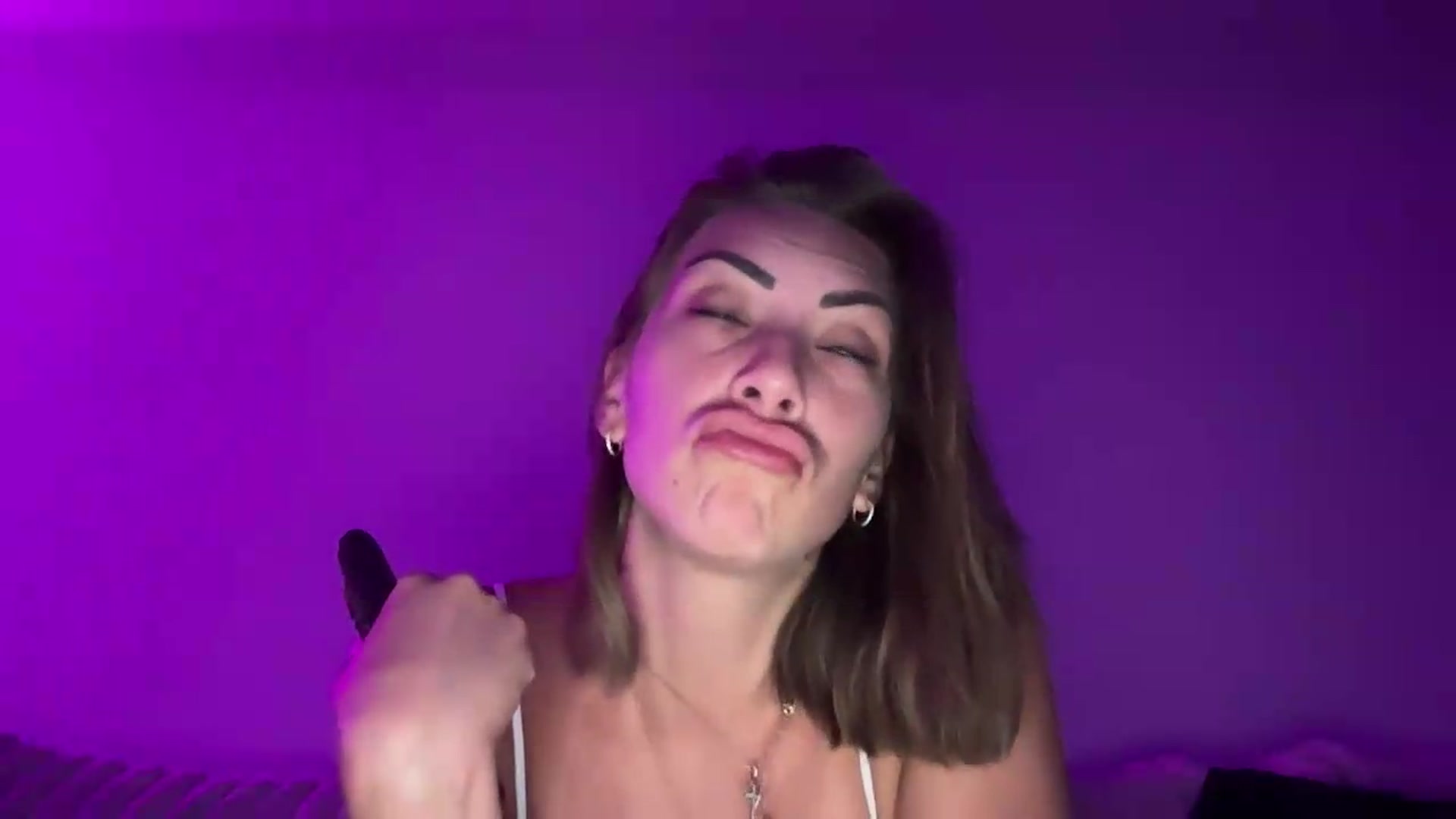 Gallery image thumbnail from Mia_Styles's myfreecams stream on, 08/25/2026, 04:41 image 2 of 20
