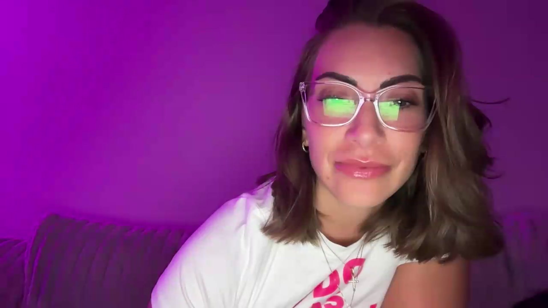 Gallery image thumbnail from Mia_Styles's myfreecams stream on, 08/27/2026, 03:43 image 19 of 20