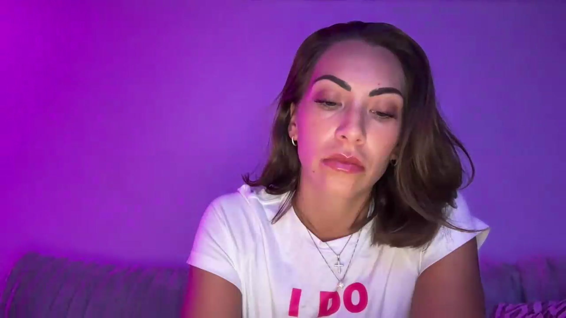 Gallery image thumbnail from Mia_Styles's myfreecams stream on, 08/27/2026, 03:43 image 5 of 20