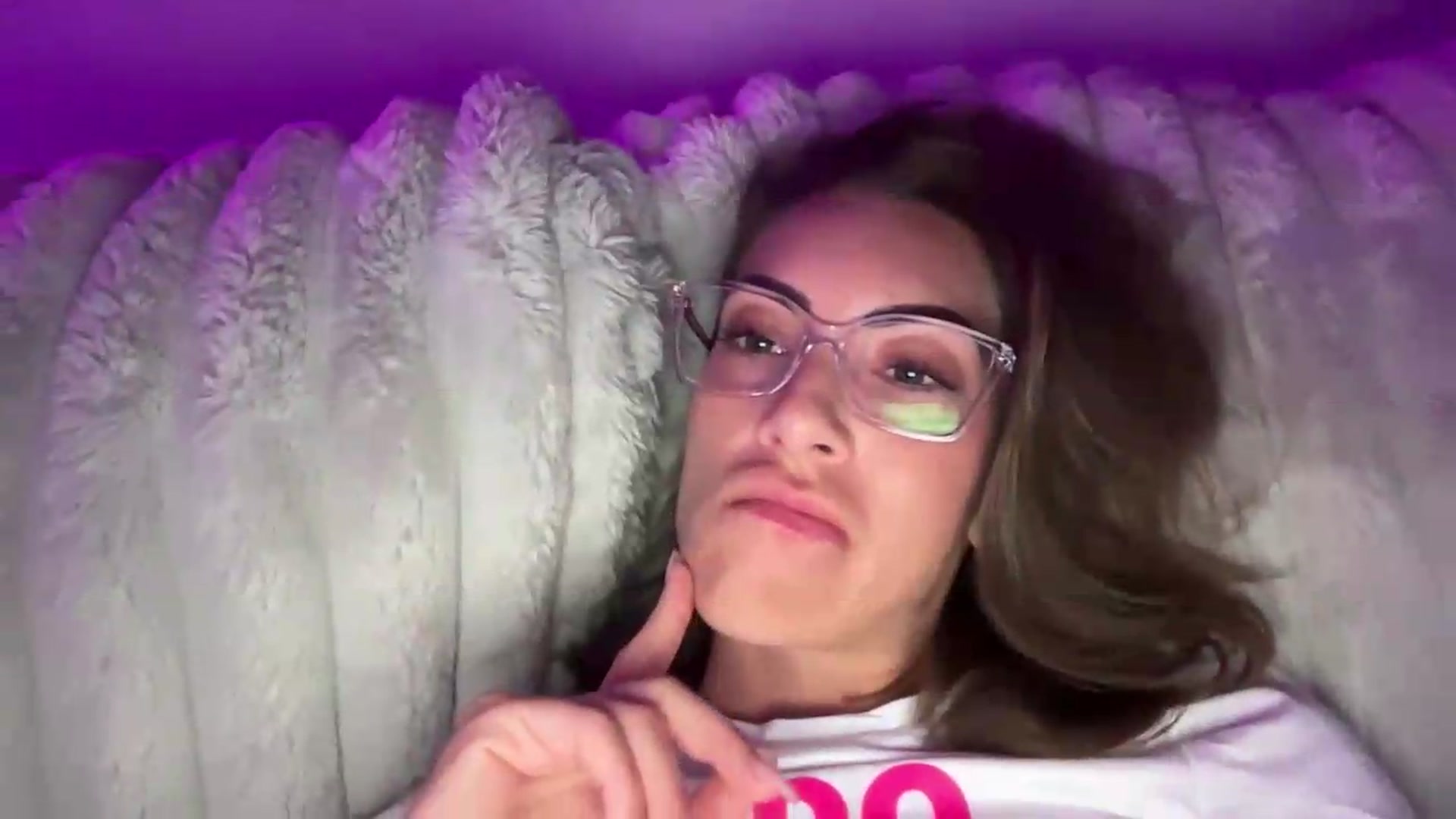 Gallery image thumbnail from Mia_Styles's myfreecams stream on, 08/27/2026, 05:05 image 8 of 20