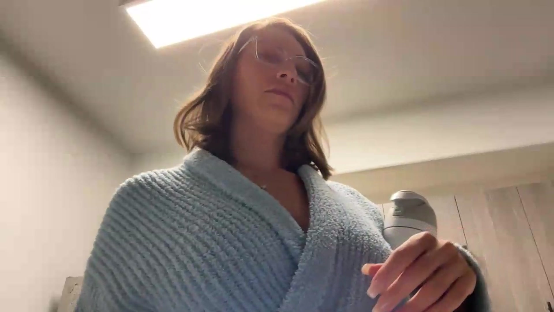 Gallery image thumbnail from Mia_Styles's myfreecams stream on, 08/27/2026, 06:58 image 6 of 20
