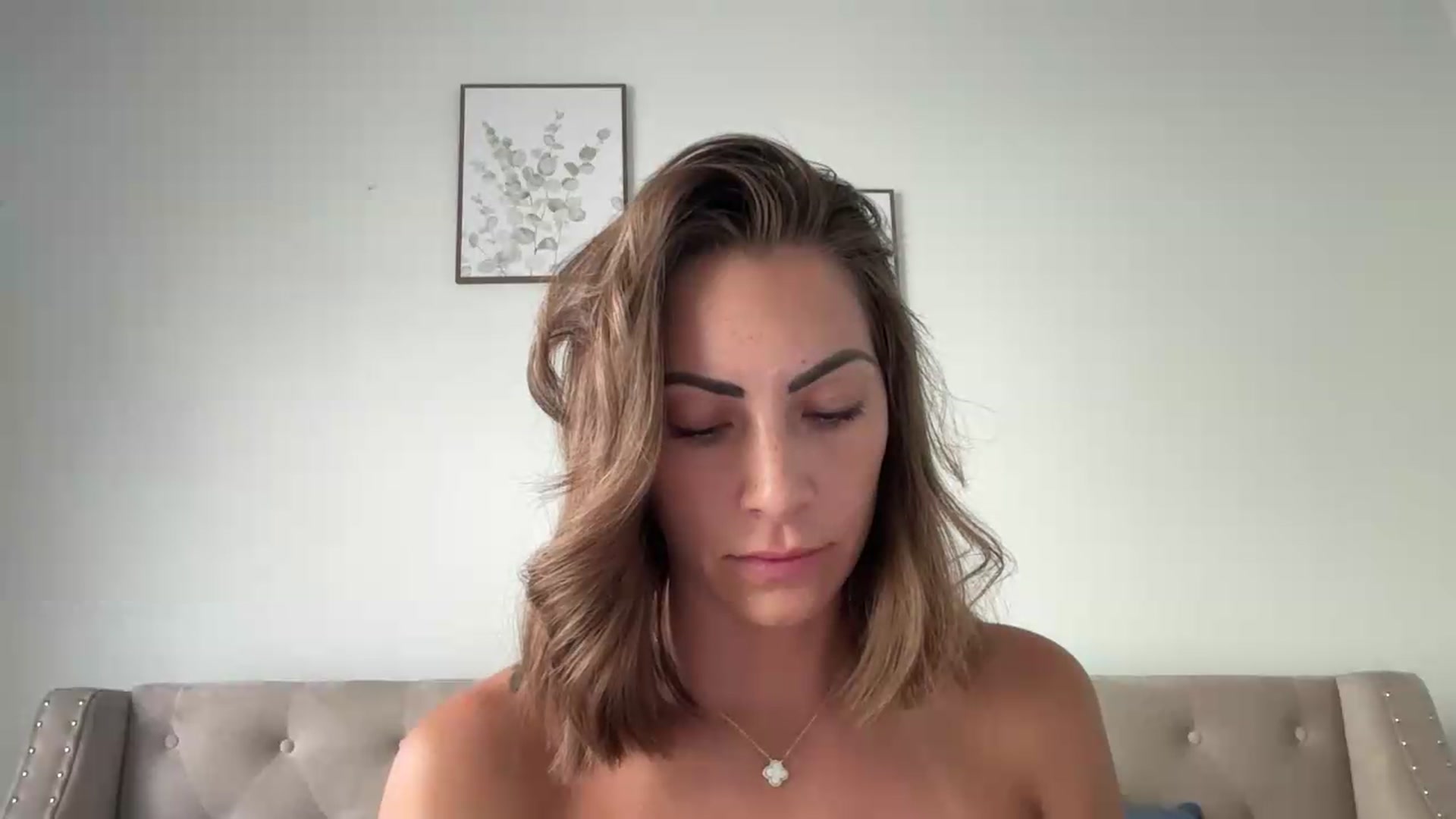 Gallery image thumbnail from Mia_Styles's myfreecams stream on, 08/31/2026, 20:03 image 8 of 20