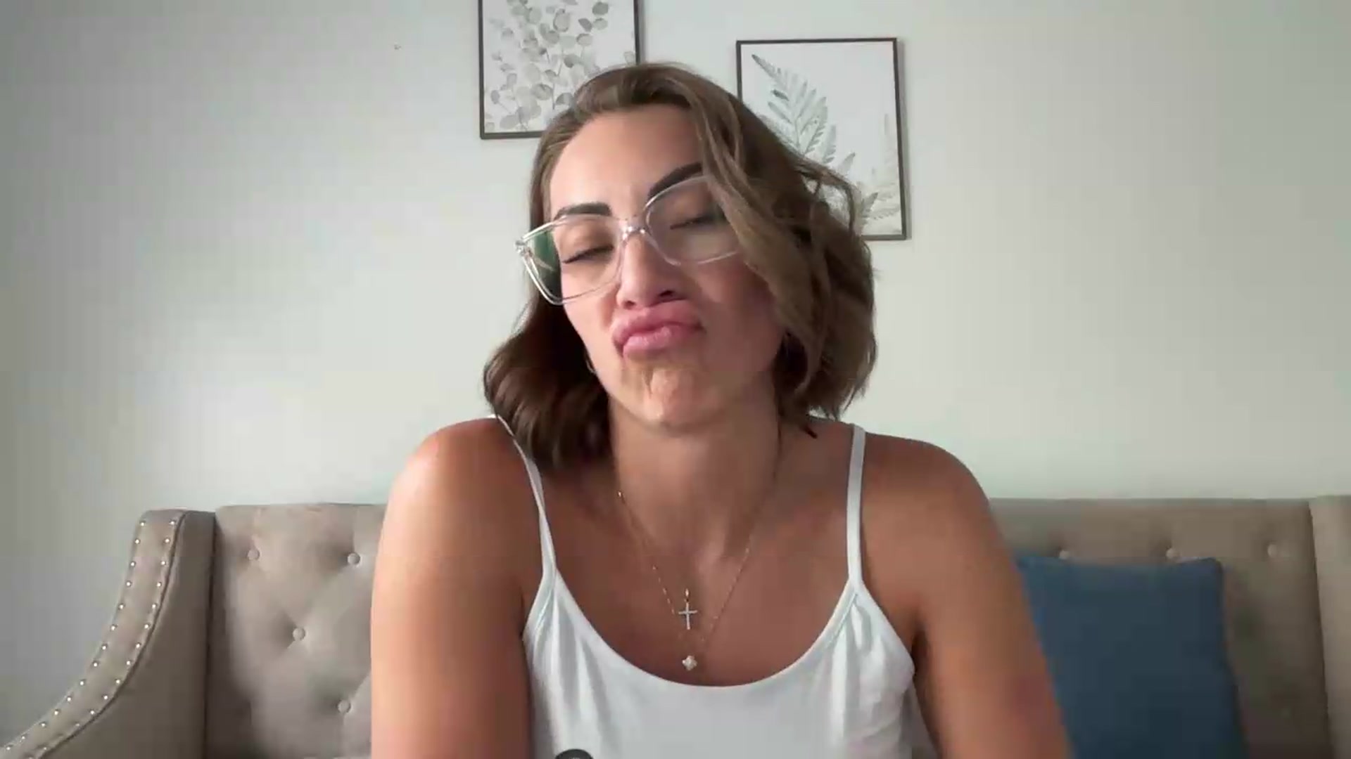 Gallery image thumbnail from Mia_Styles's myfreecams stream on, 09/23/2026, 21:49 image 9 of 20