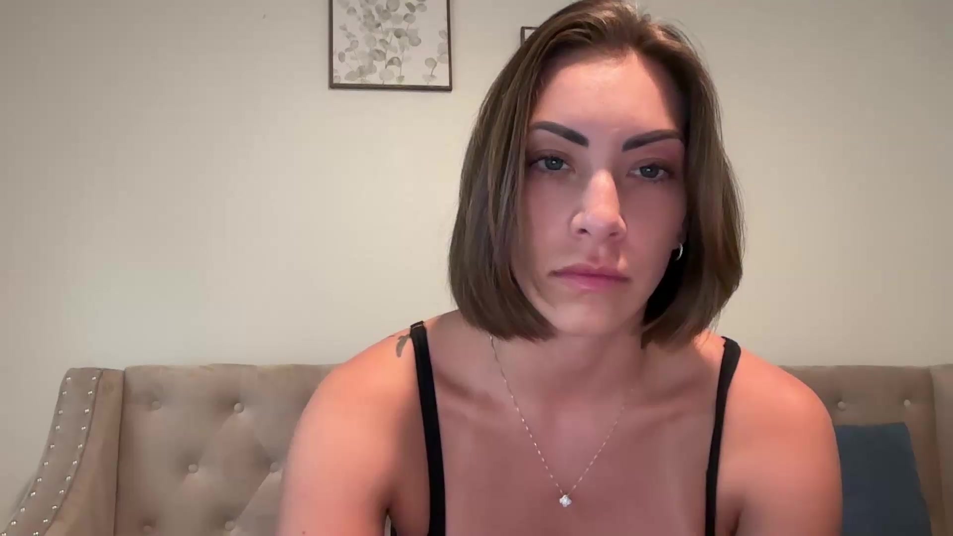 Gallery image thumbnail from Mia_Styles's myfreecams stream on, 09/29/2026, 24:01 image 16 of 20