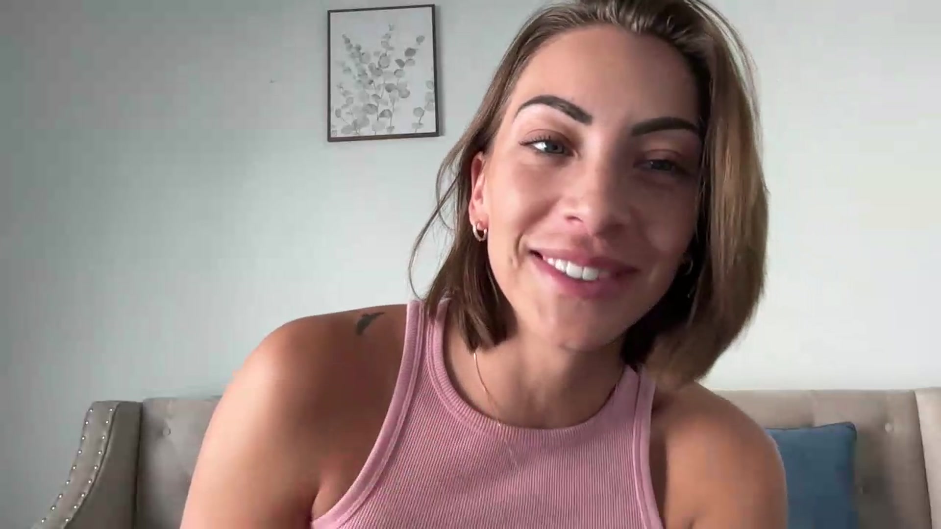 Gallery image thumbnail from Mia_Styles's myfreecams stream on, 10/06/2026, 20:26 image 11 of 20