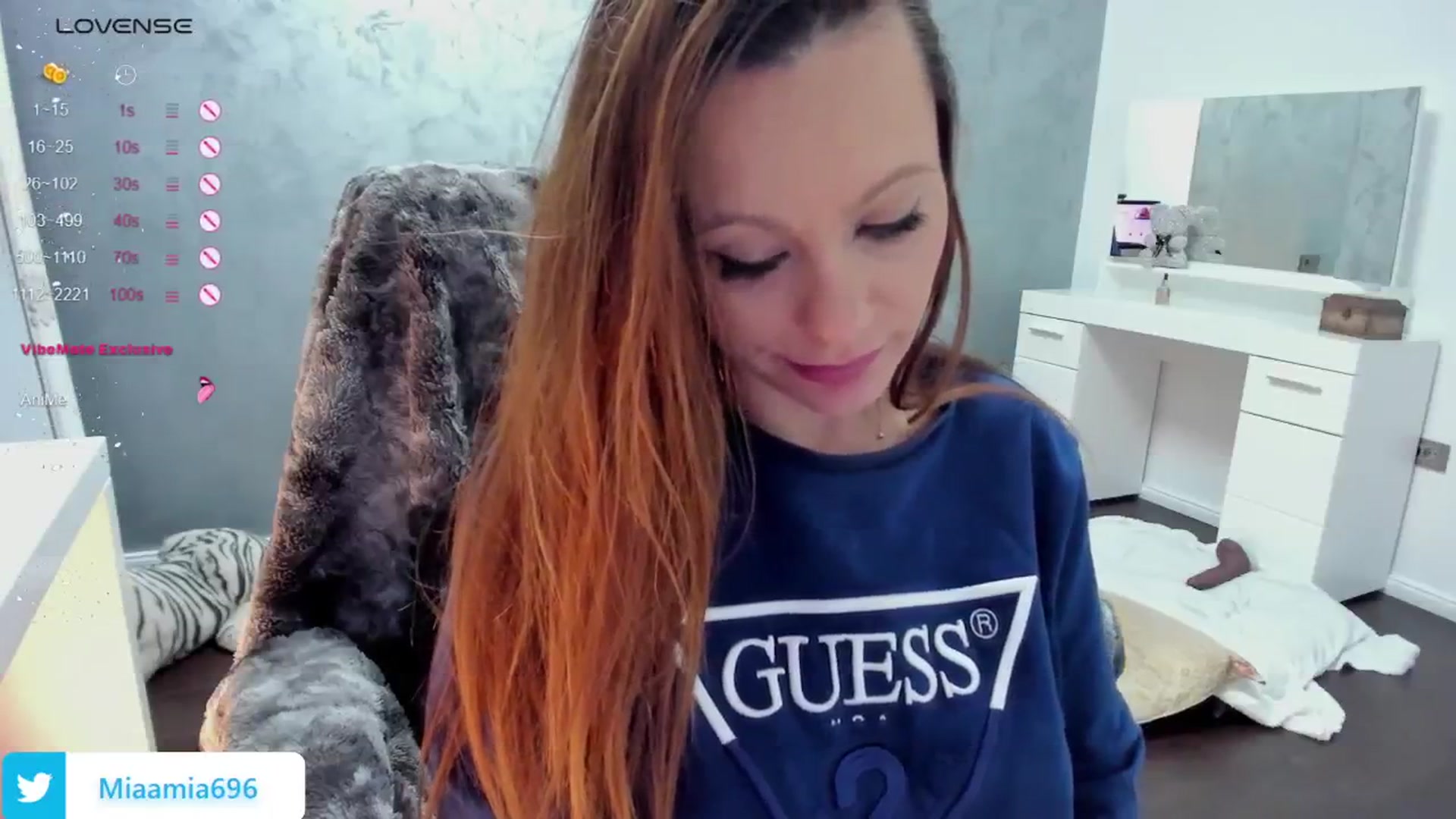 Gallery image thumbnail from Mia__Milf's myfreecams stream on, 02/19/2025, 10:08 image 12 of 20