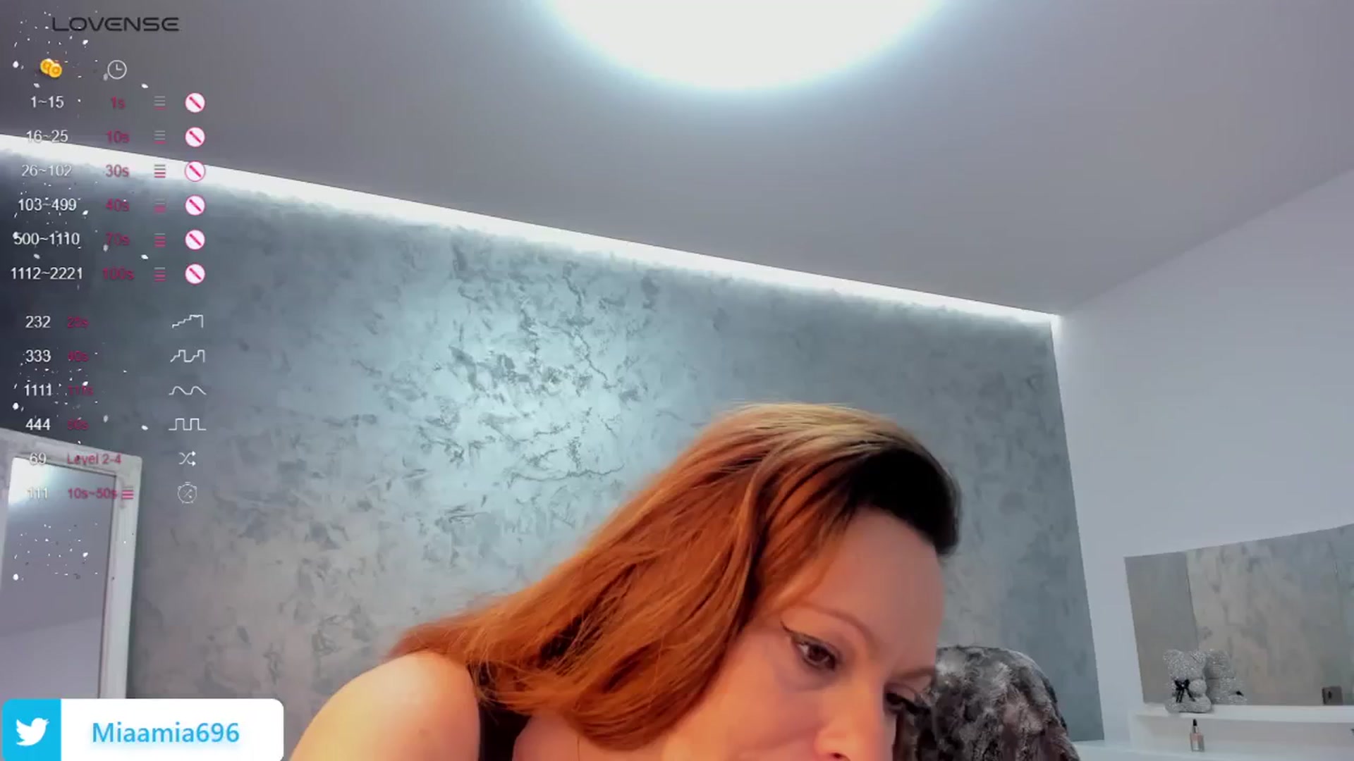 Gallery image thumbnail from Mia__Milf's myfreecams stream on, 02/25/2025, 12:54 image 12 of 20