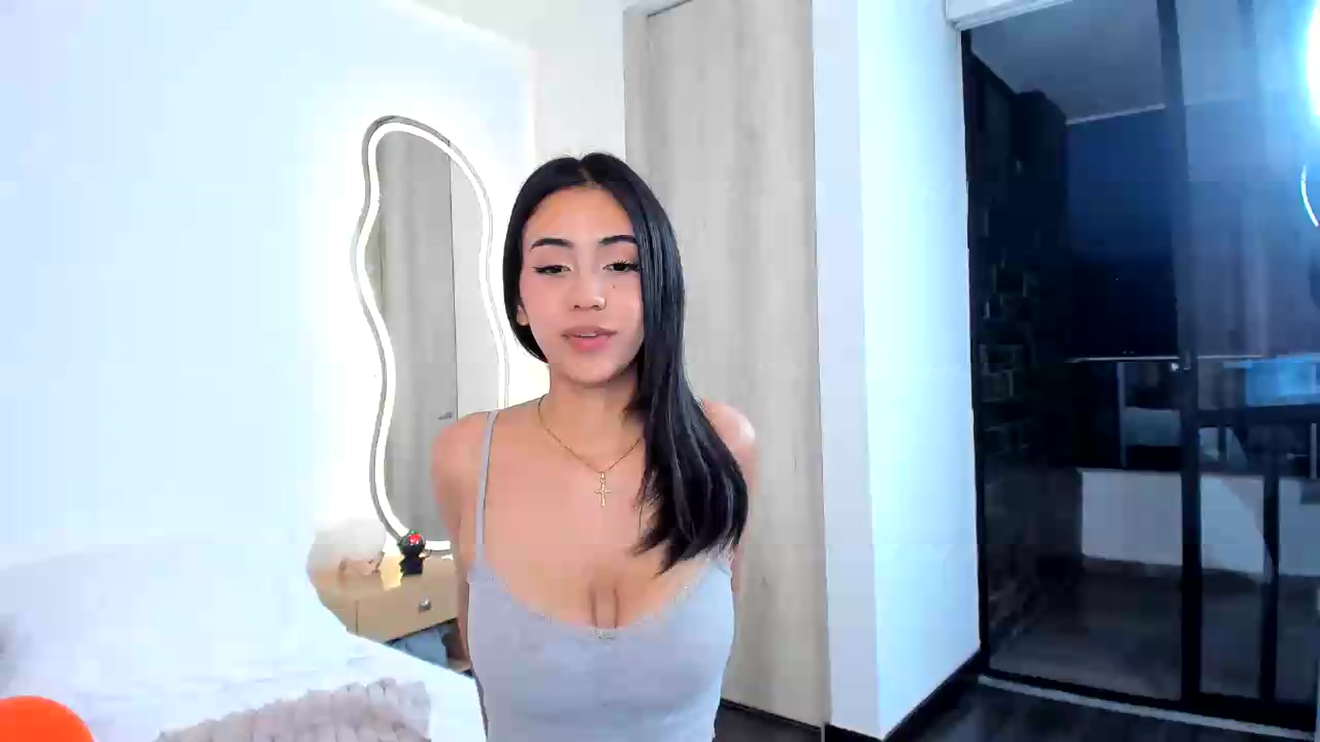 Gallery image thumbnail from Mia___'s myfreecams stream on, 06/10/2026, 23:38 image 16 of 20