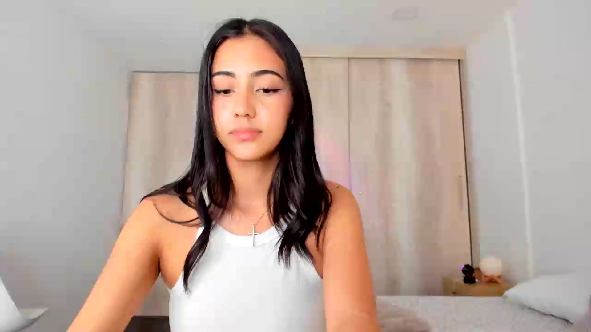 Gallery image thumbnail from Mia___'s myfreecams stream on, 08/04/2026, 23:37 image 17 of 20