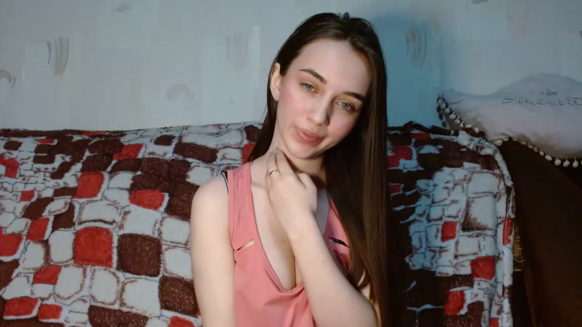 Gallery image thumbnail from Mia_chan's myfreecams stream on, 02/13/2023, 15:05 image 12 of 20