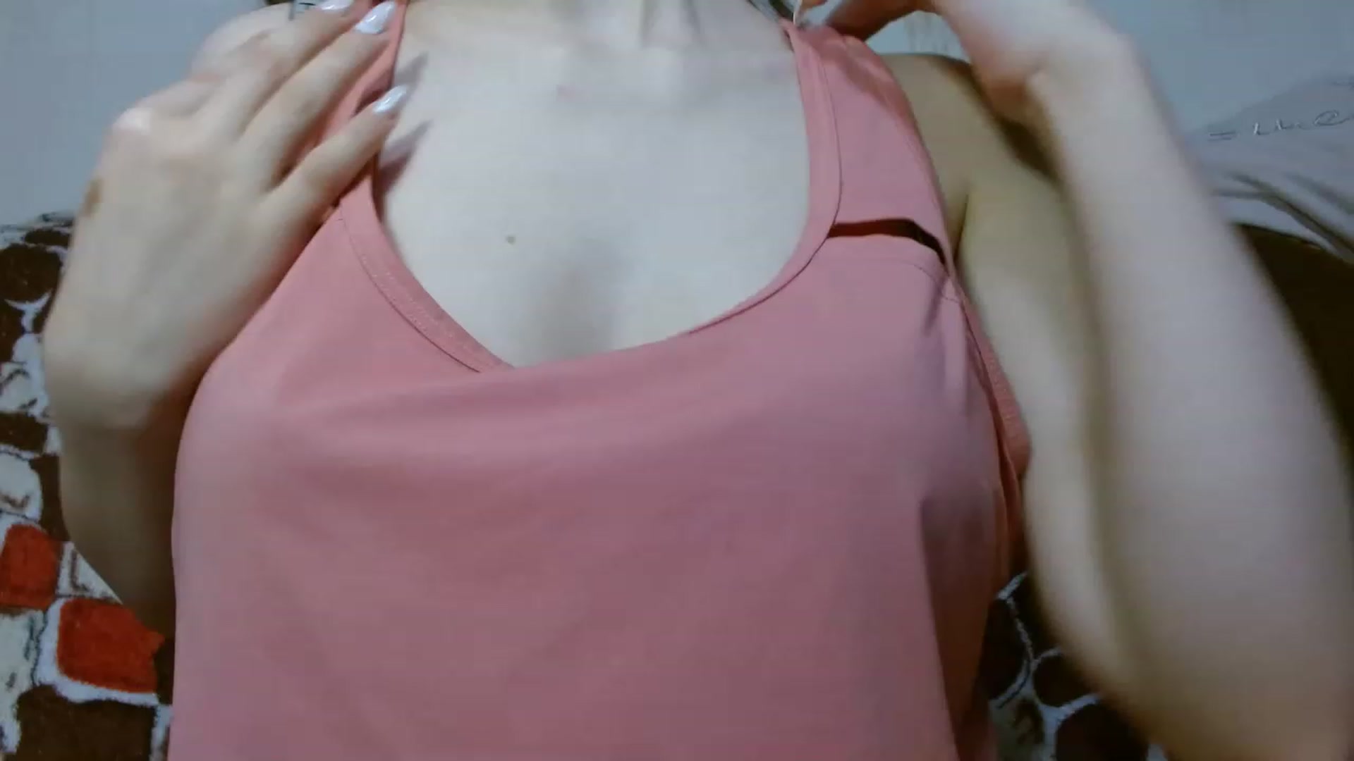 Gallery image thumbnail from Mia_chan's myfreecams stream on, 04/08/2023, 14:10 image 18 of 20