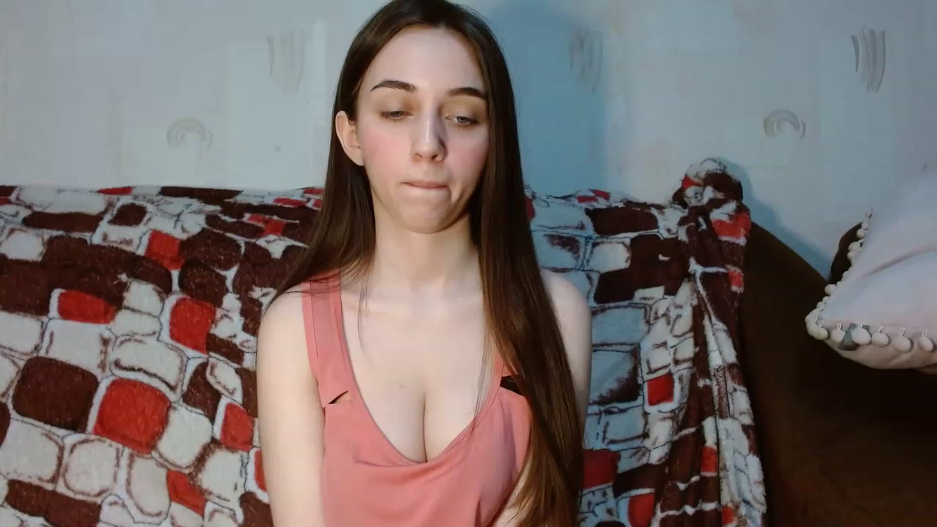 Gallery image thumbnail from Mia_chan's myfreecams stream on, 05/03/2023, 16:44 image 15 of 20
