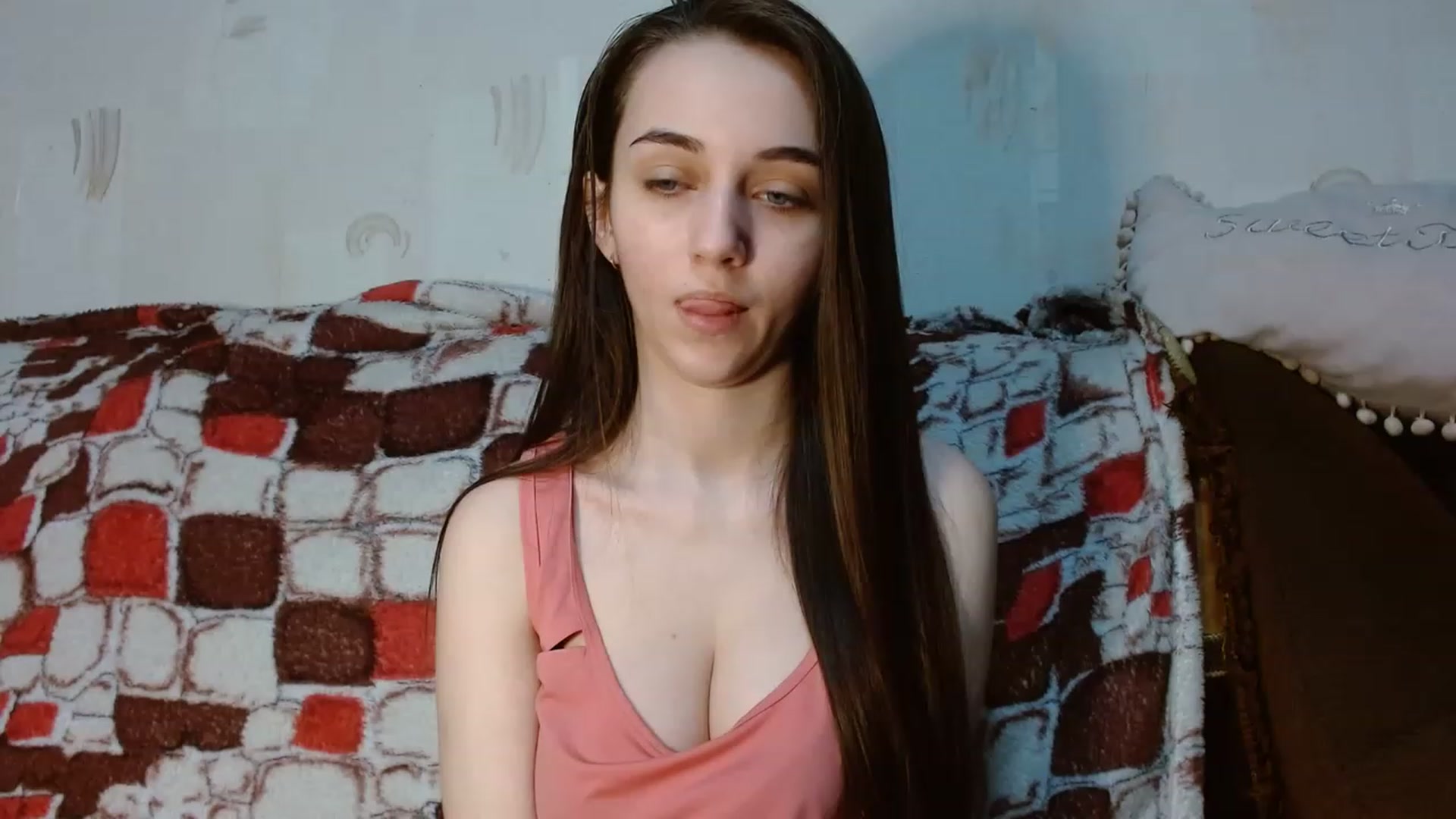 Gallery image thumbnail from Mia_chan's myfreecams stream on, 05/14/2023, 18:09 image 2 of 20