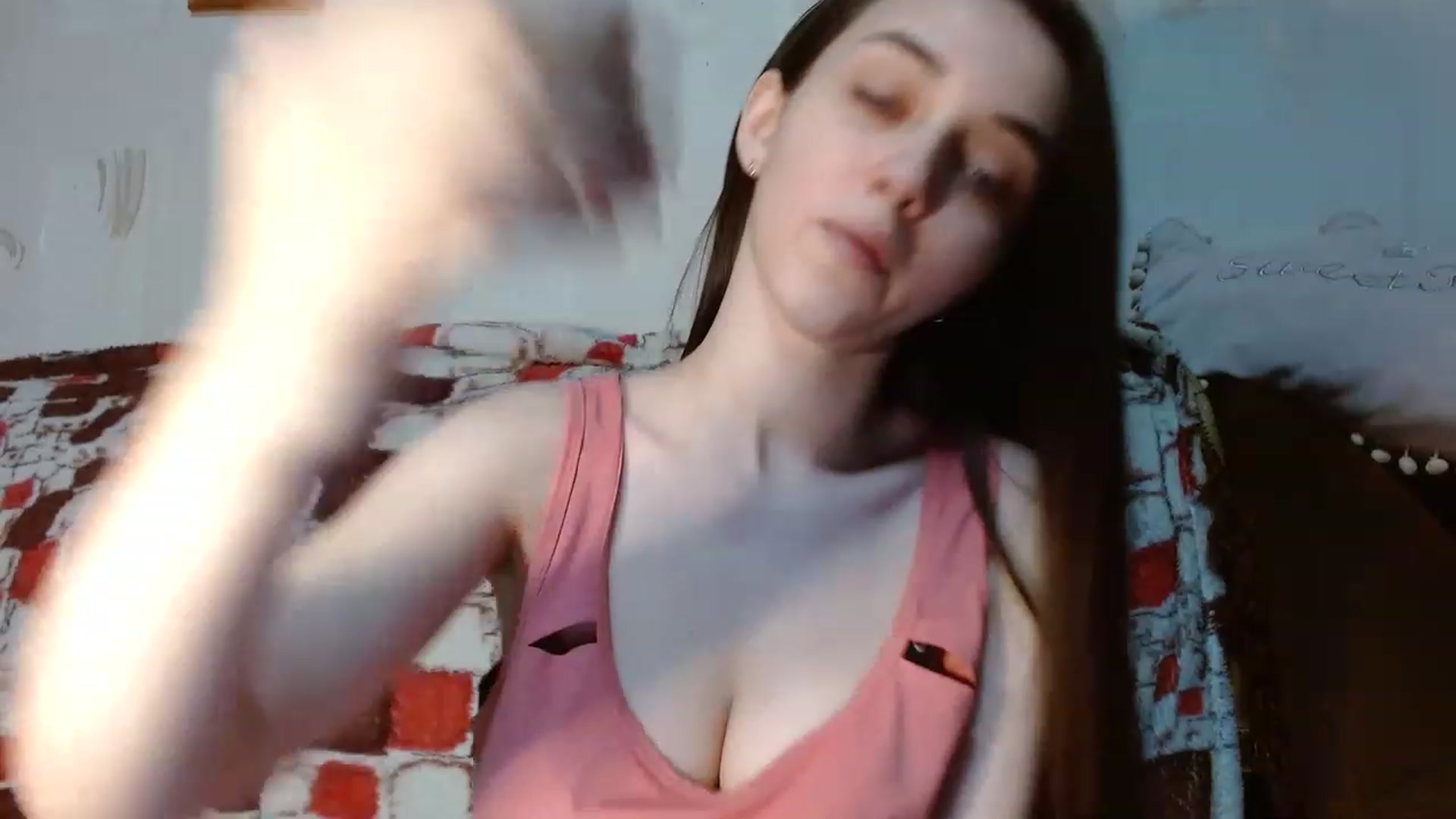 Gallery image thumbnail from Mia_chan's myfreecams stream on, 05/14/2023, 18:09 image 16 of 20