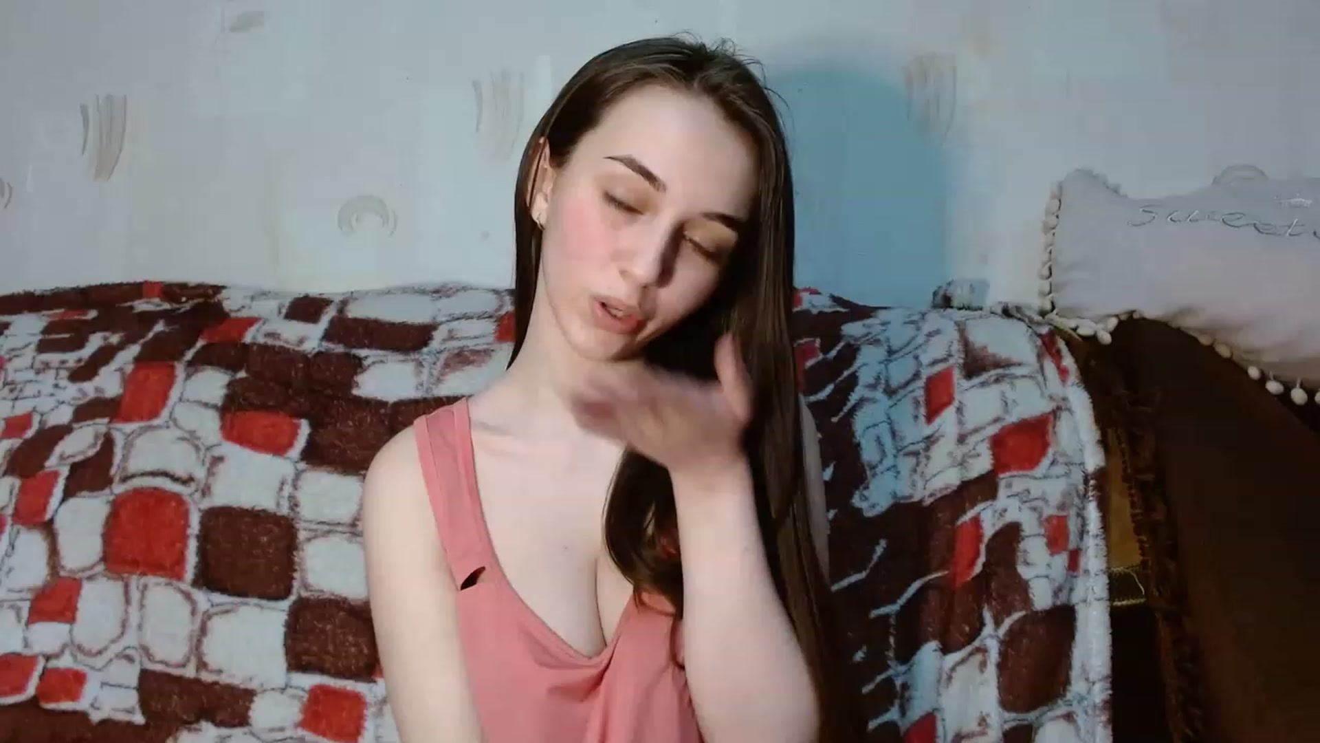 Gallery image thumbnail from Mia_chan's myfreecams stream on, 05/14/2023, 18:55 image 4 of 20