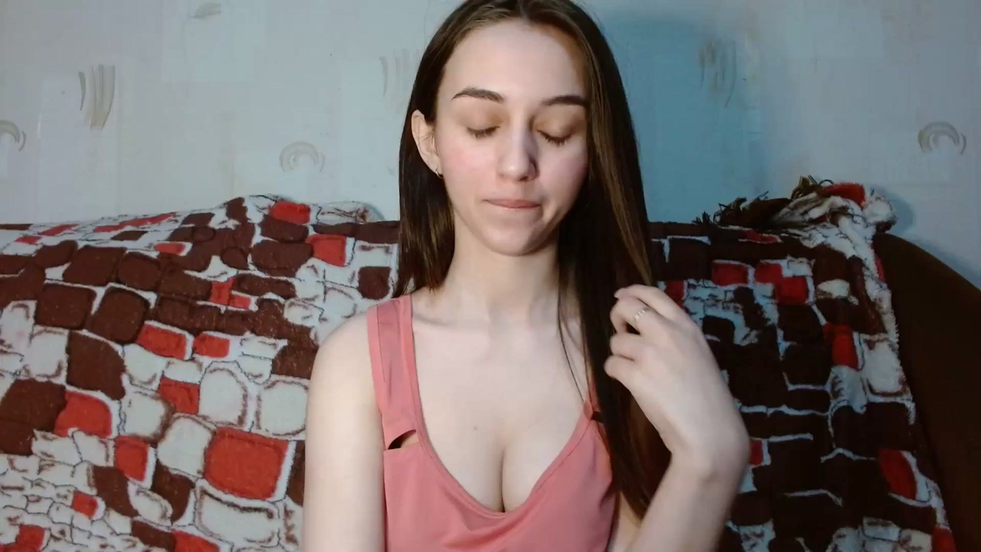 Gallery image thumbnail from Mia_chan's myfreecams stream on, 06/29/2023, 19:09 image 4 of 20