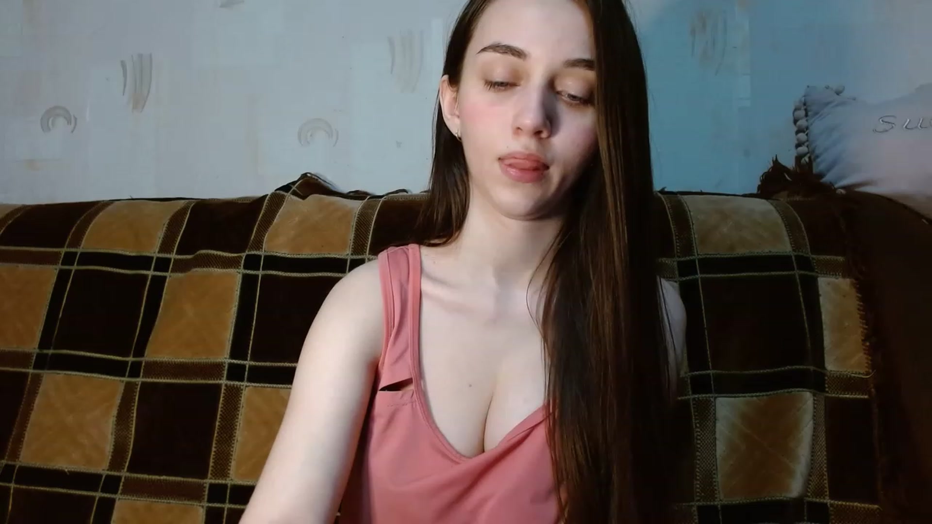 Gallery image thumbnail from Mia_chan's myfreecams stream on, 07/07/2023, 15:53 image 7 of 20
