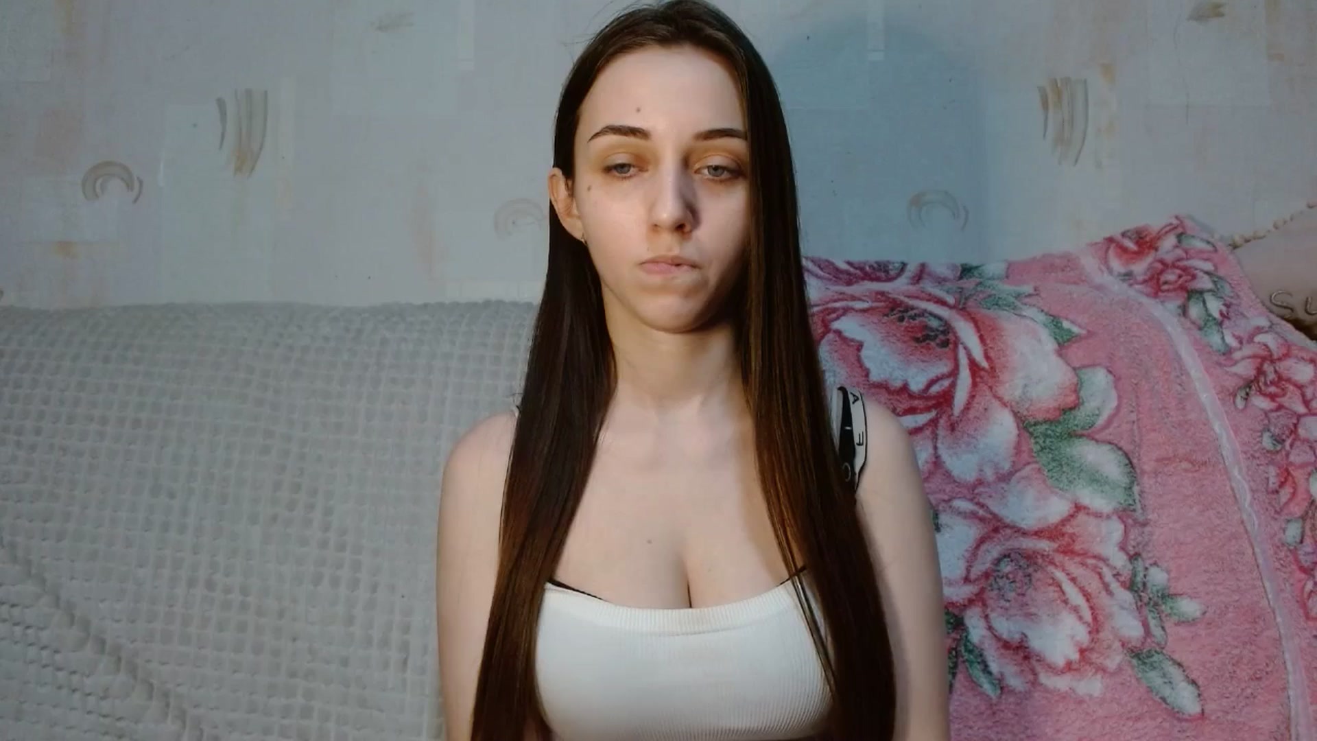Gallery image thumbnail from Mia_chan's myfreecams stream on, 11/25/2024, 18:13 image 10 of 20