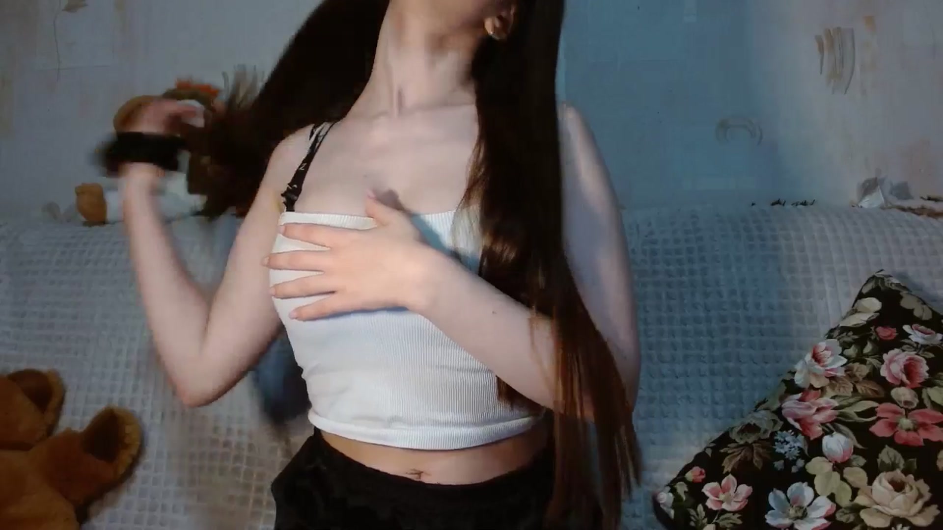 Gallery image thumbnail from Mia_chan's myfreecams stream on, 05/11/2025, 20:06 image 2 of 20
