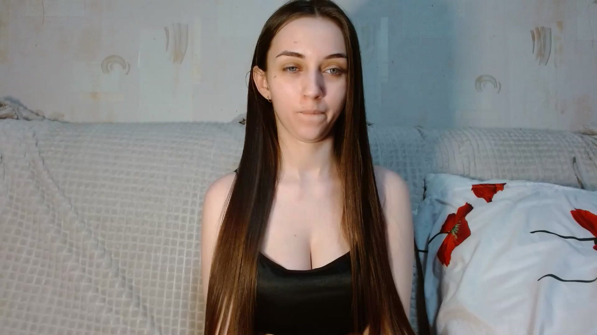 Gallery image thumbnail from Mia_chan's myfreecams stream on, 05/20/2025, 19:37 image 1 of 20