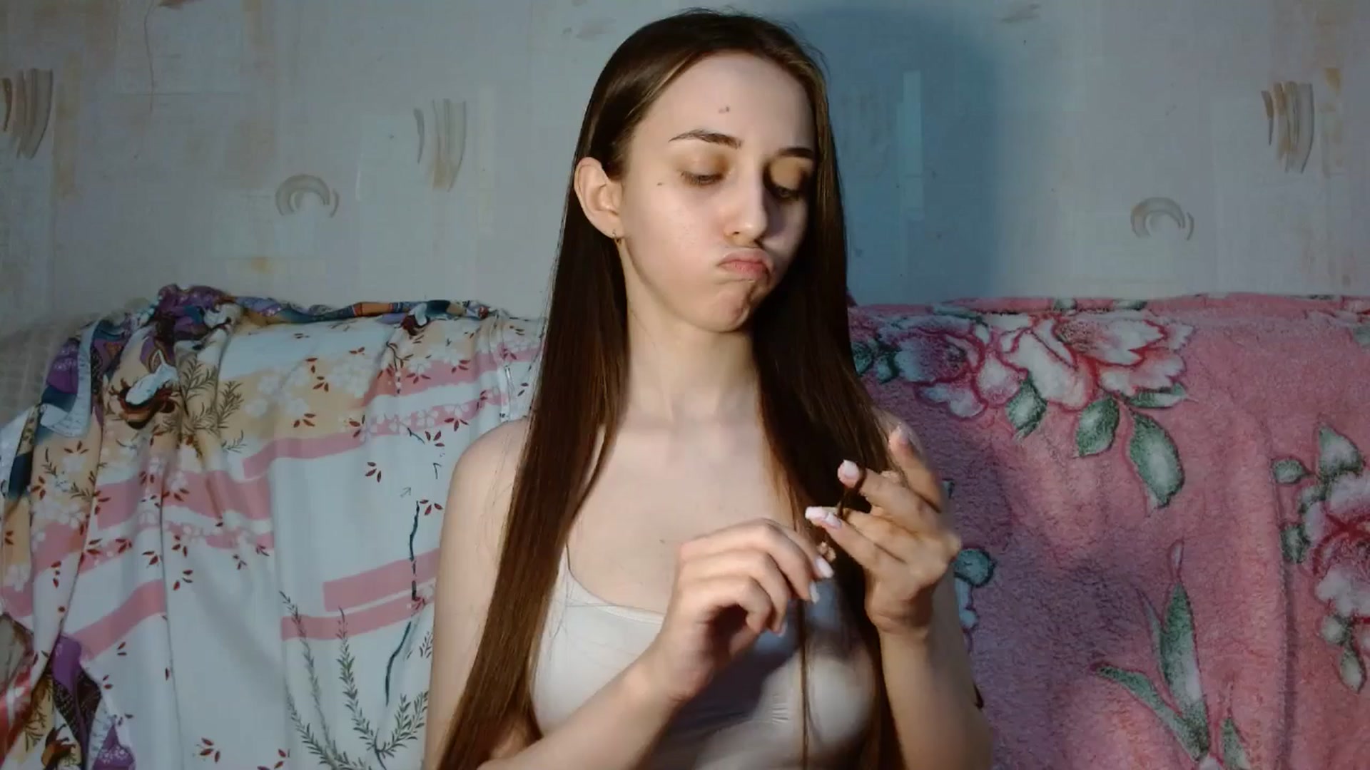 Gallery image thumbnail from Mia_chan's myfreecams stream on, 06/24/2025, 18:03 image 4 of 20