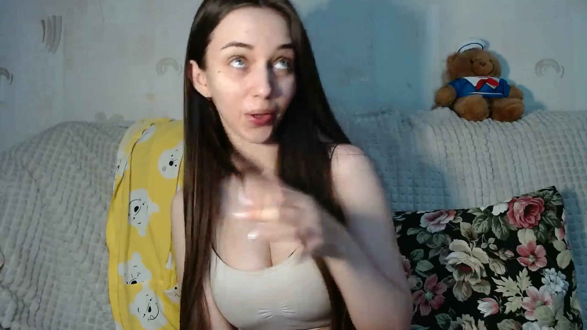Gallery image thumbnail from Mia_chan's myfreecams stream on, 07/15/2025, 16:11 image 11 of 20
