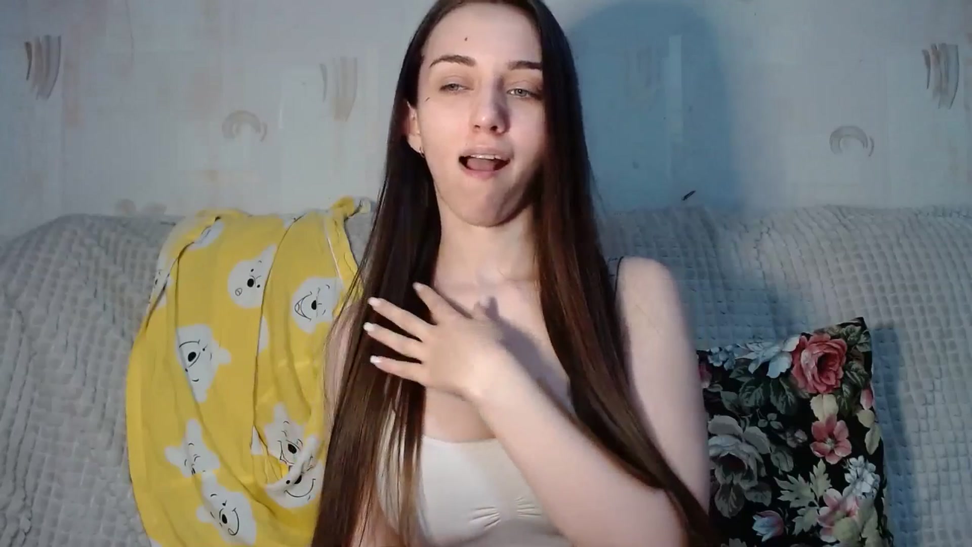 Gallery image thumbnail from Mia_chan's myfreecams stream on, 07/15/2025, 16:11 image 4 of 20