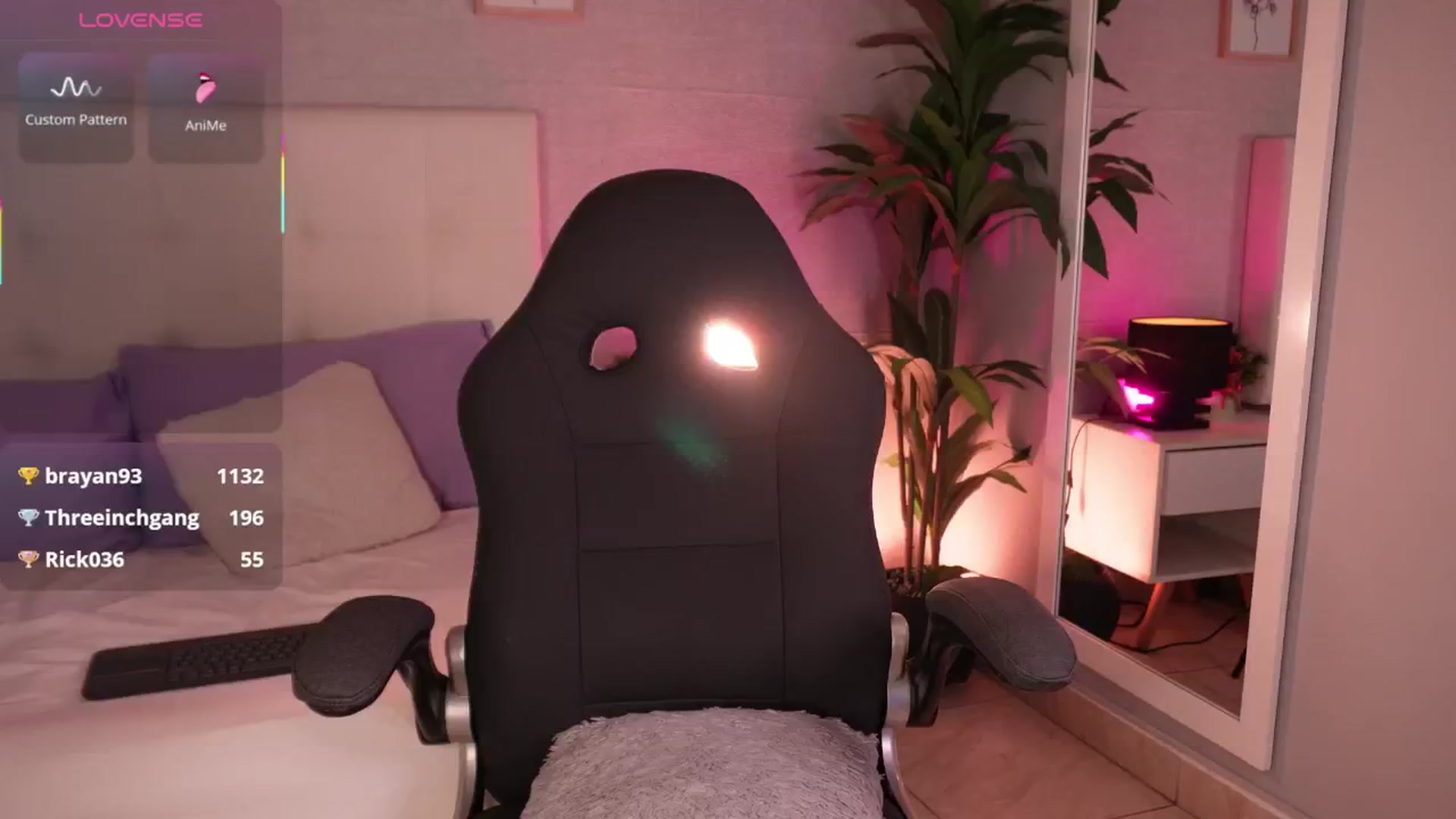 Gallery image thumbnail from Mia_gabbaai's myfreecams stream on, 07/13/2025, 17:10 image 15 of 20