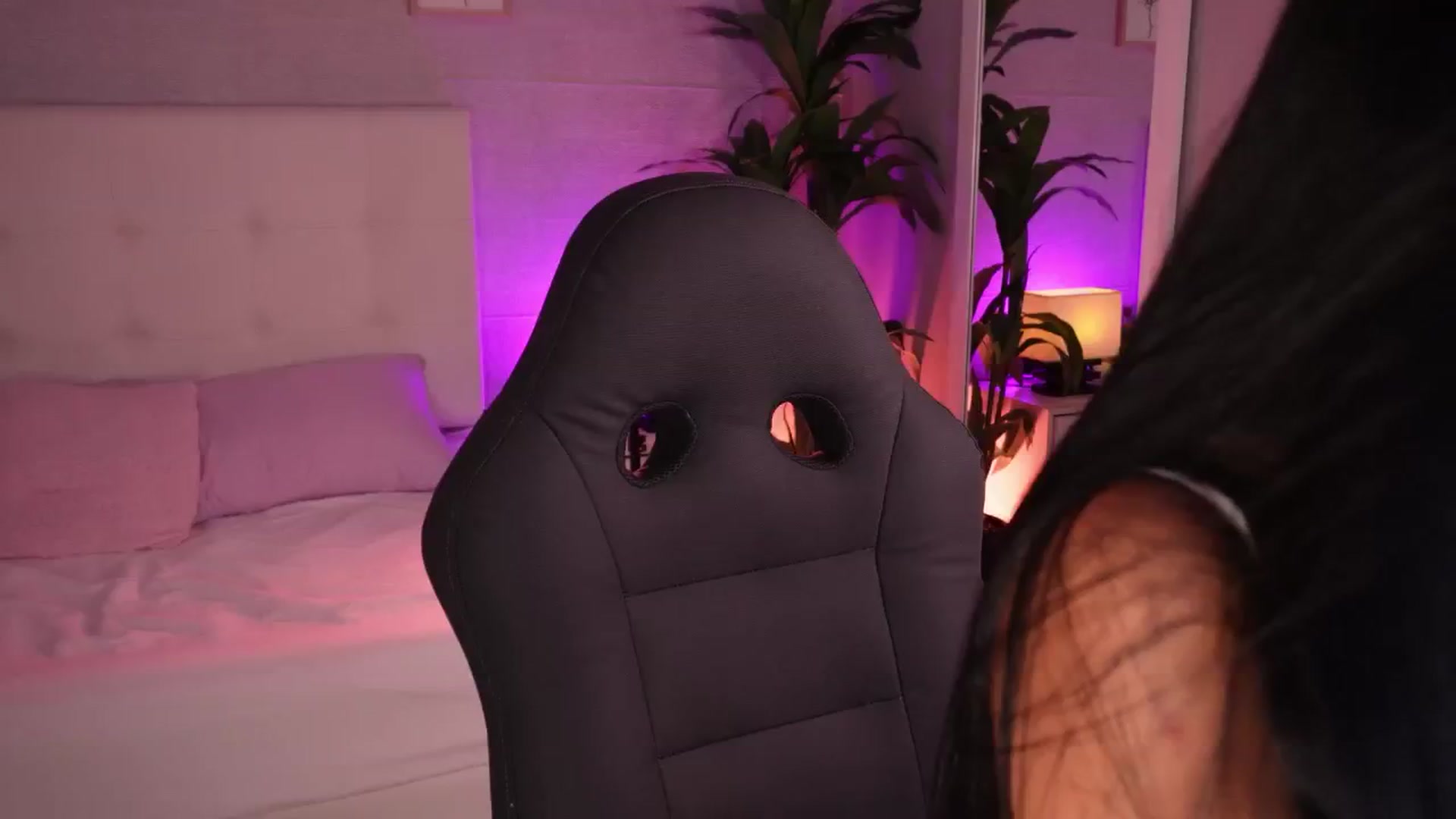 Gallery image thumbnail from Mia_gabbaai's myfreecams stream on, 07/20/2025, 14:46 image 3 of 20