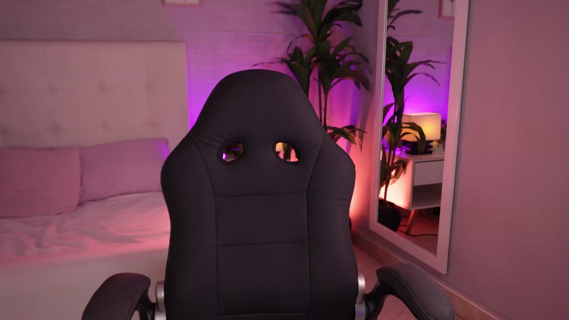 Gallery image thumbnail from Mia_gabbaai's myfreecams stream on, 07/20/2025, 14:46 image 6 of 20