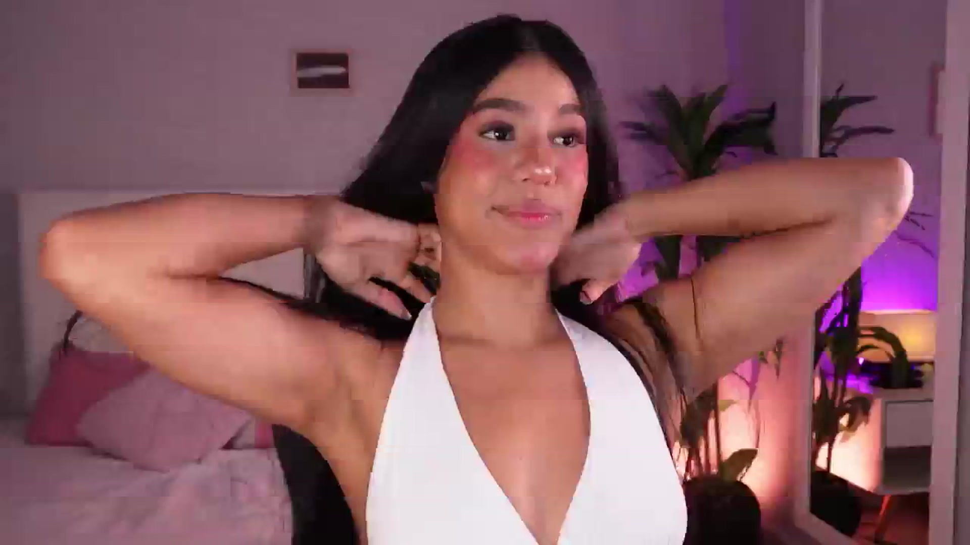 Gallery image thumbnail from Mia_gabbaai's myfreecams stream on, 07/23/2025, 14:37 image 9 of 20