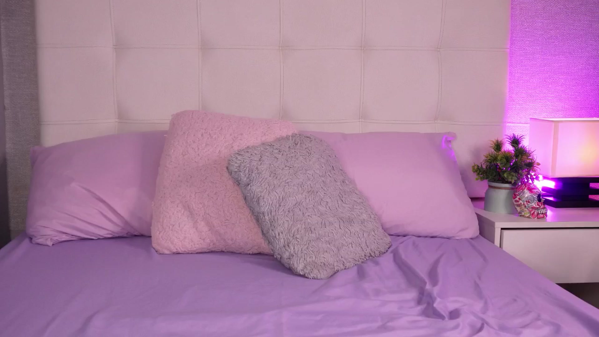 Gallery image thumbnail from Mia_gabbaai's myfreecams stream on, 08/17/2025, 15:11 image 3 of 20