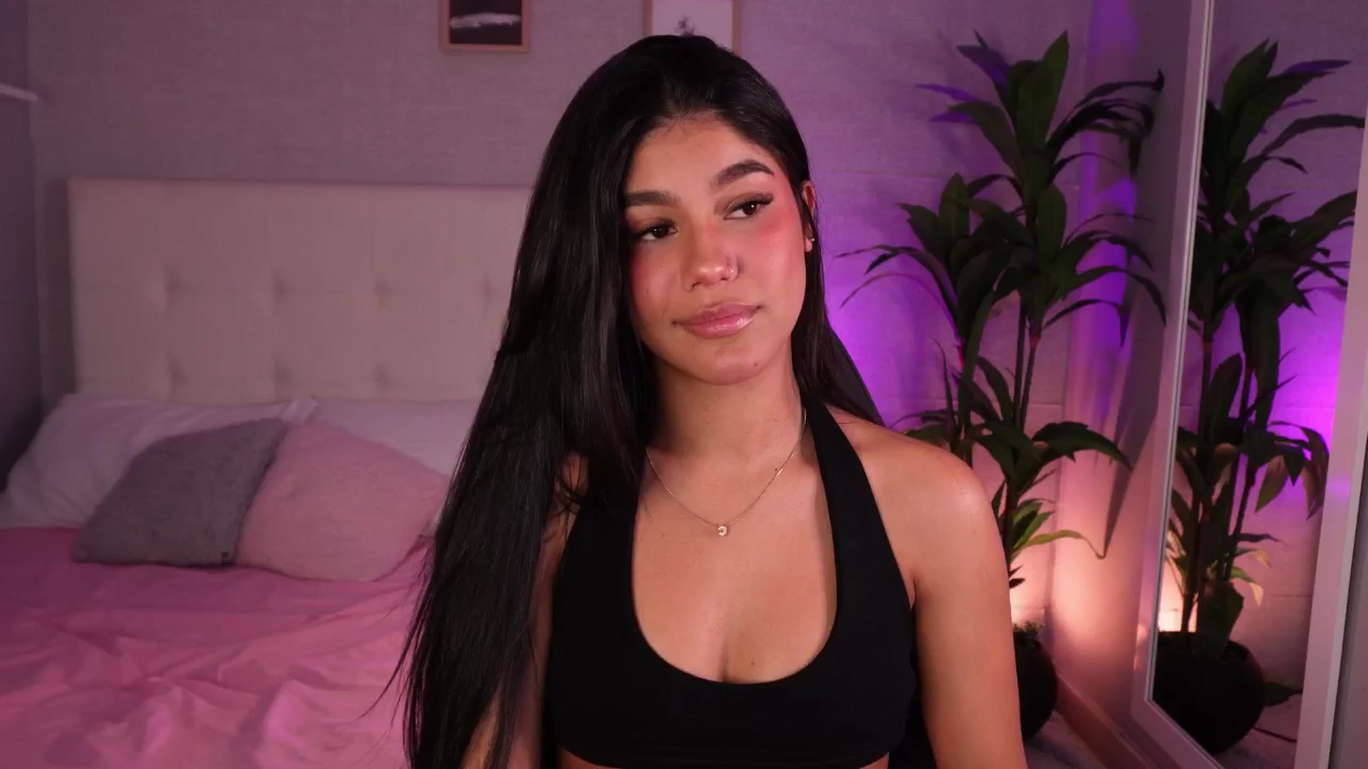 Gallery image thumbnail from Mia_gabbaai's myfreecams stream on, 08/21/2025, 15:28 image 13 of 20