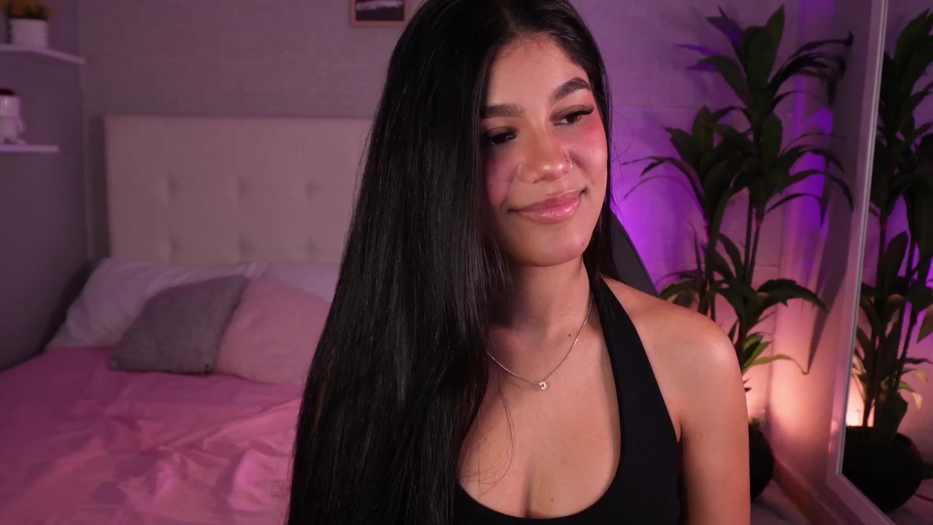 Gallery image thumbnail from Mia_gabbaai's myfreecams stream on, 08/21/2025, 15:28 image 18 of 20