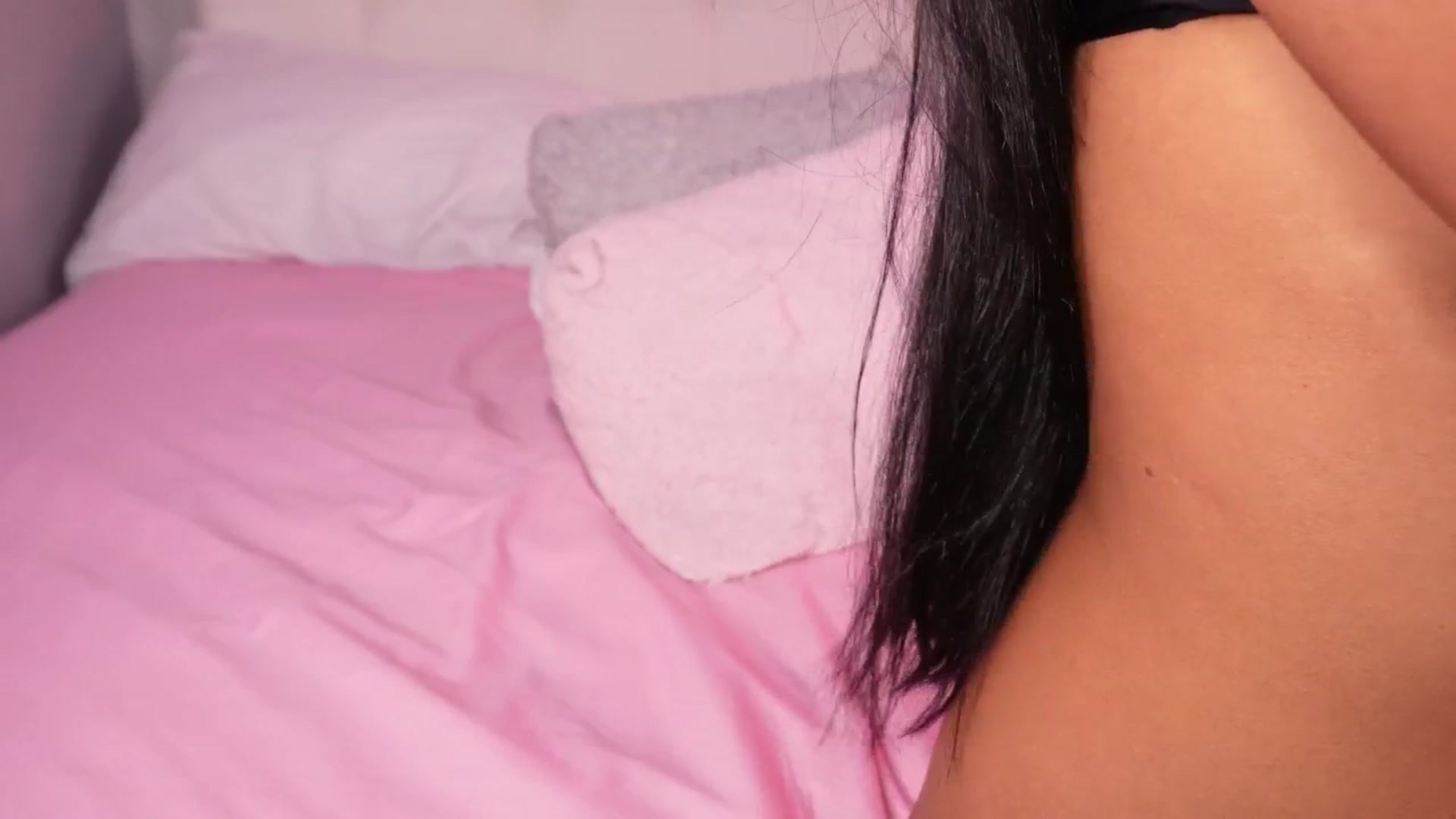 Gallery image thumbnail from Mia_gabbaai's myfreecams stream on, 08/26/2025, 17:43 image 6 of 20