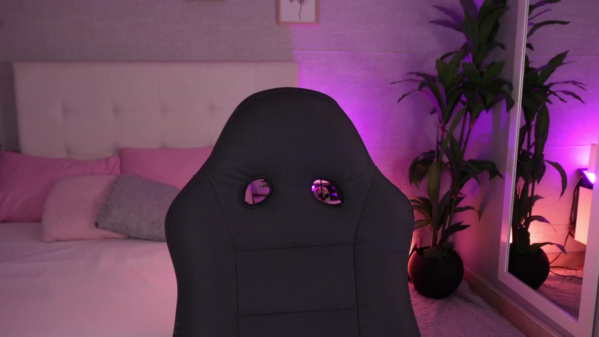 Gallery image thumbnail from Mia_gabbaai's myfreecams stream on, 08/27/2025, 17:54 image 7 of 20