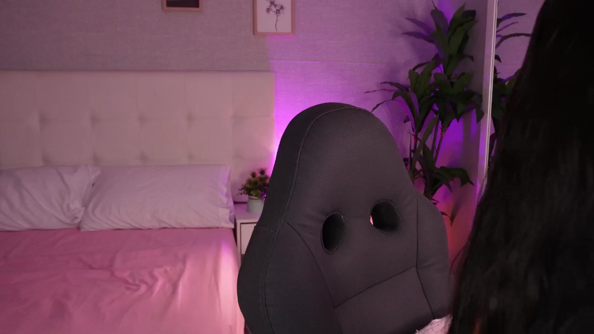 Gallery image thumbnail from Mia_gabbaai's myfreecams stream on, 08/31/2025, 15:51 image 9 of 20