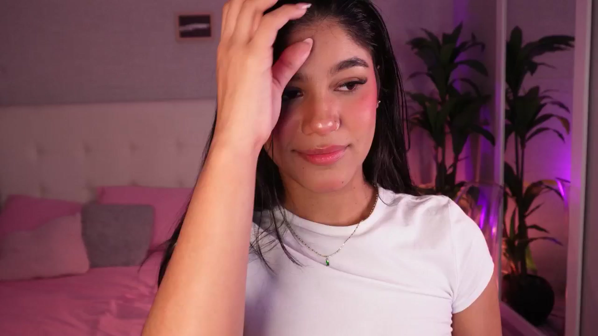 Gallery image thumbnail from Mia_gabbaai's myfreecams stream on, 09/14/2025, 13:22 image 17 of 20