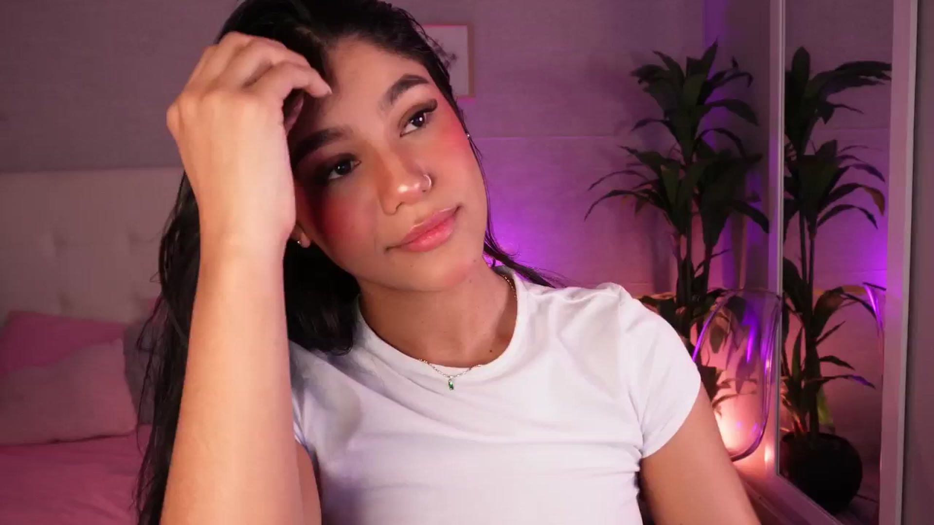 Gallery image thumbnail from Mia_gabbaai's myfreecams stream on, 09/14/2025, 13:22 image 9 of 20