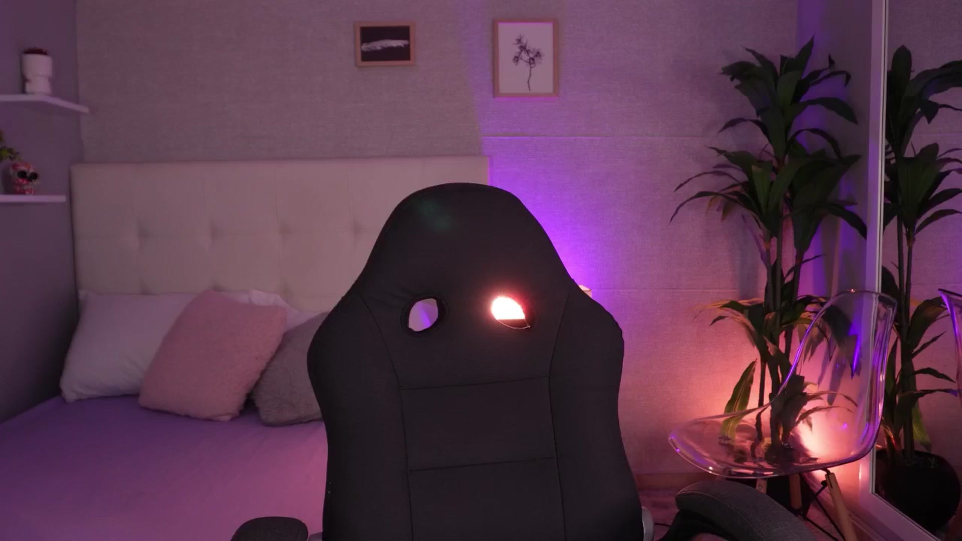 Gallery image thumbnail from Mia_gabbaai's myfreecams stream on, 09/17/2025, 14:50 image 19 of 20