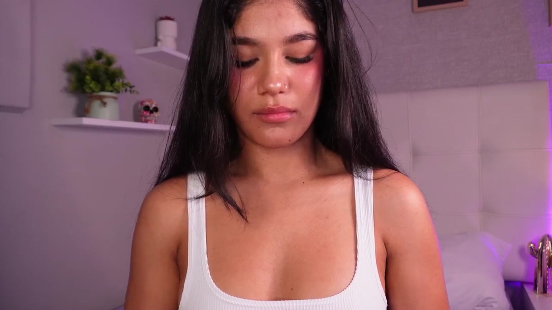 Gallery image thumbnail from Mia_gabbaai's myfreecams stream on, 09/18/2025, 19:55 image 12 of 20