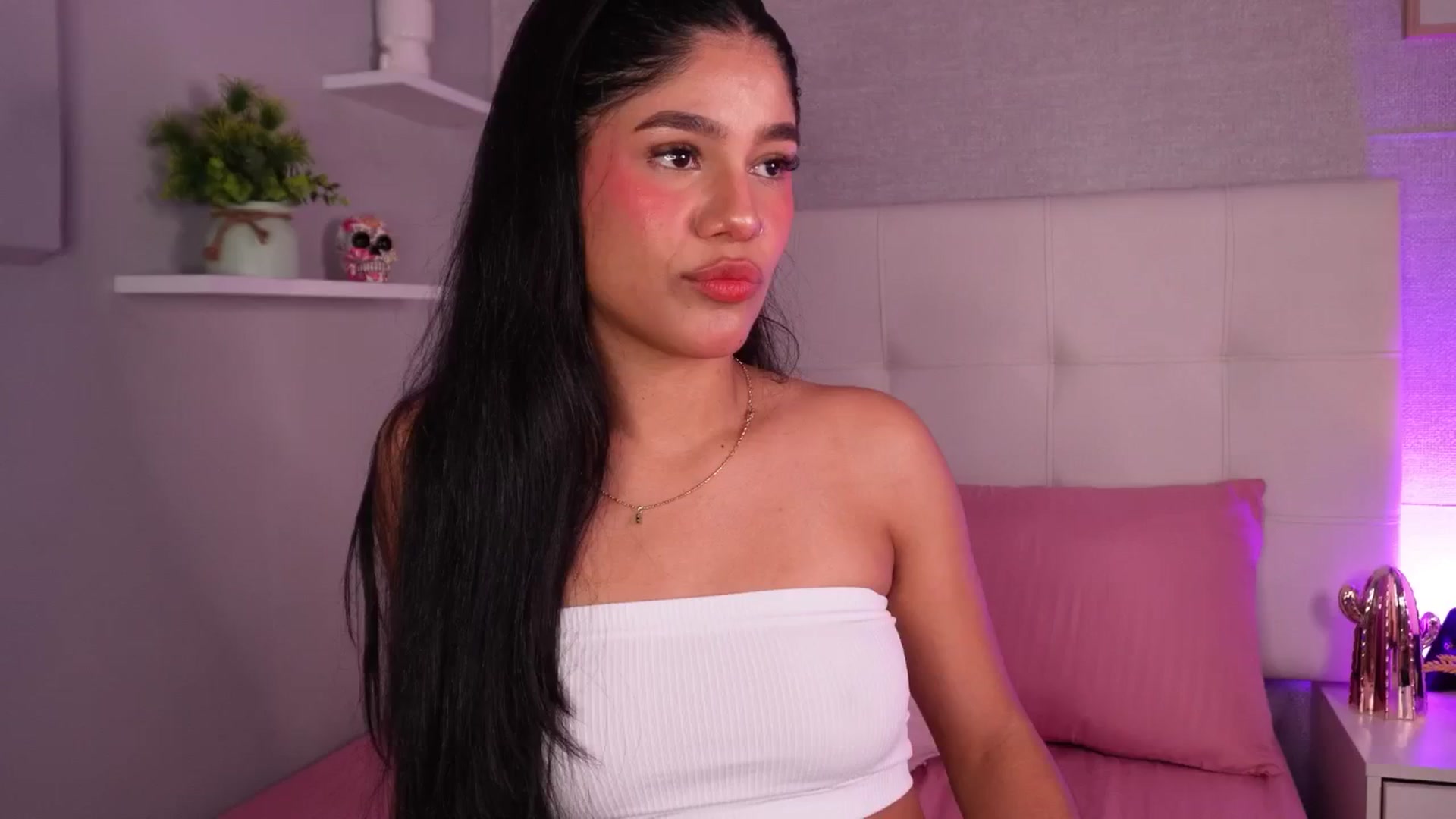 Gallery image thumbnail from Mia_gabbaai's myfreecams stream on, 09/20/2025, 15:36 image 20 of 20