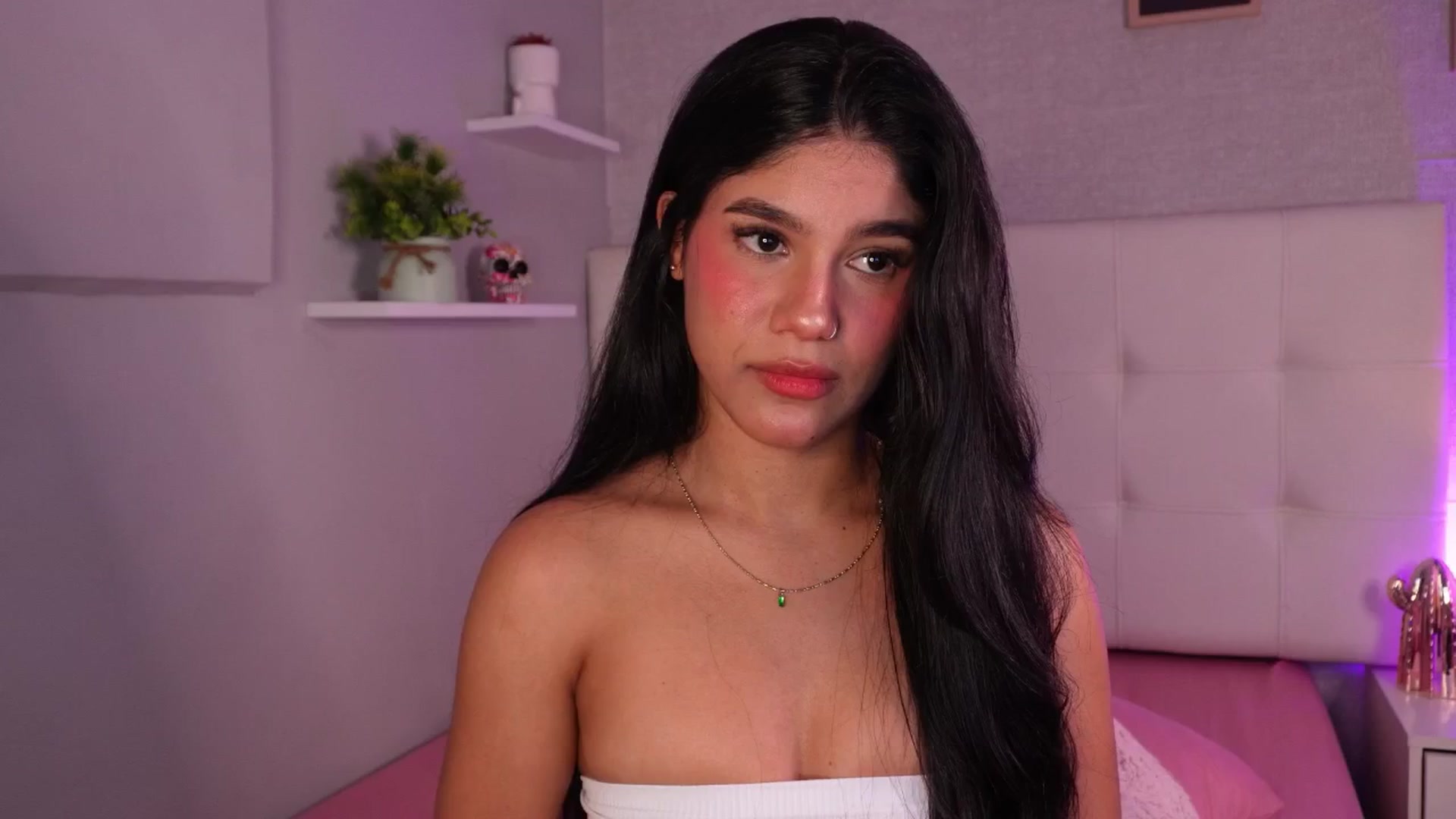 Gallery image thumbnail from Mia_gabbaai's myfreecams stream on, 09/20/2025, 17:06 image 13 of 20