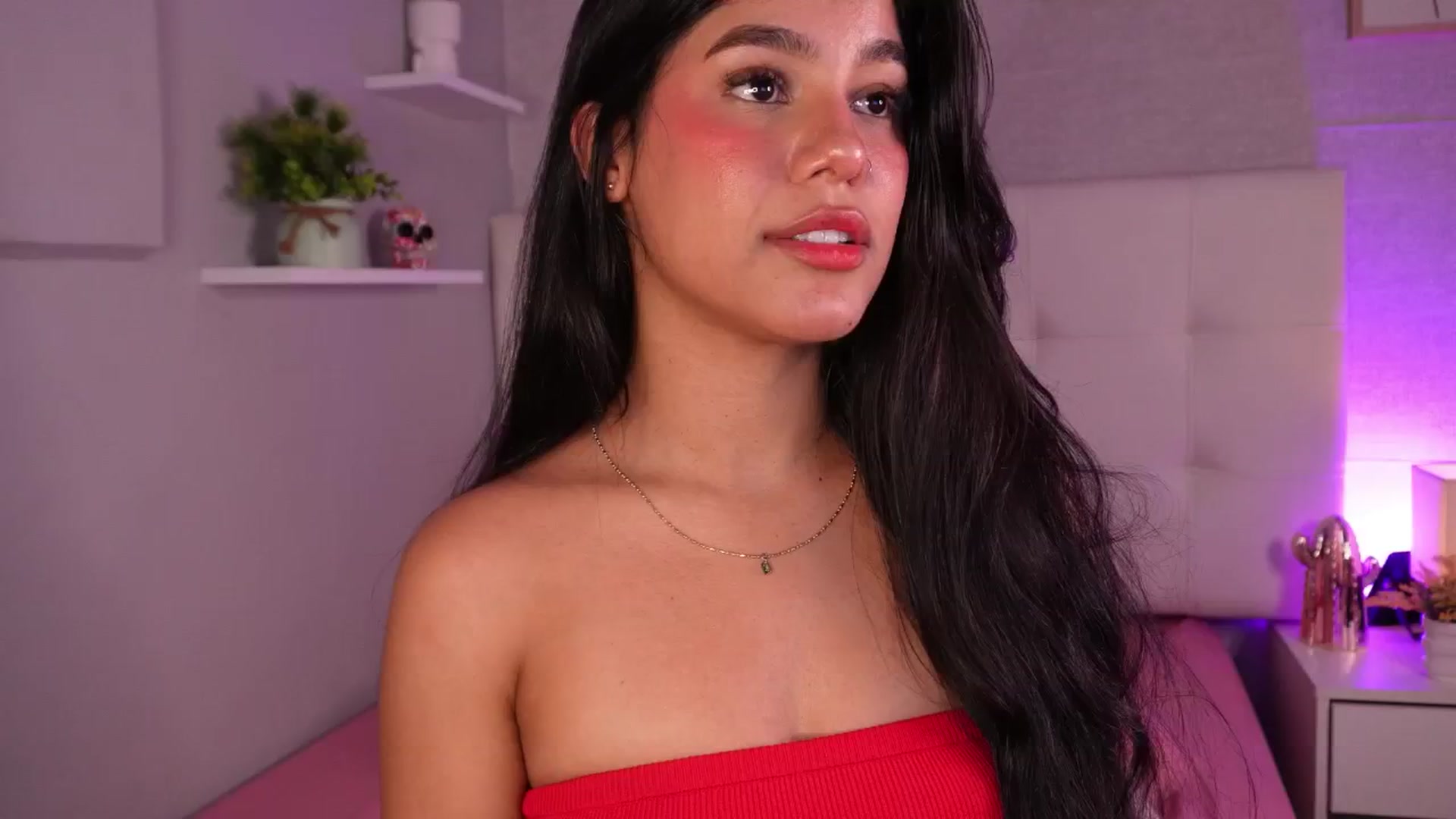 Gallery image thumbnail from Mia_gabbaai's myfreecams stream on, 09/20/2025, 20:04 image 17 of 20
