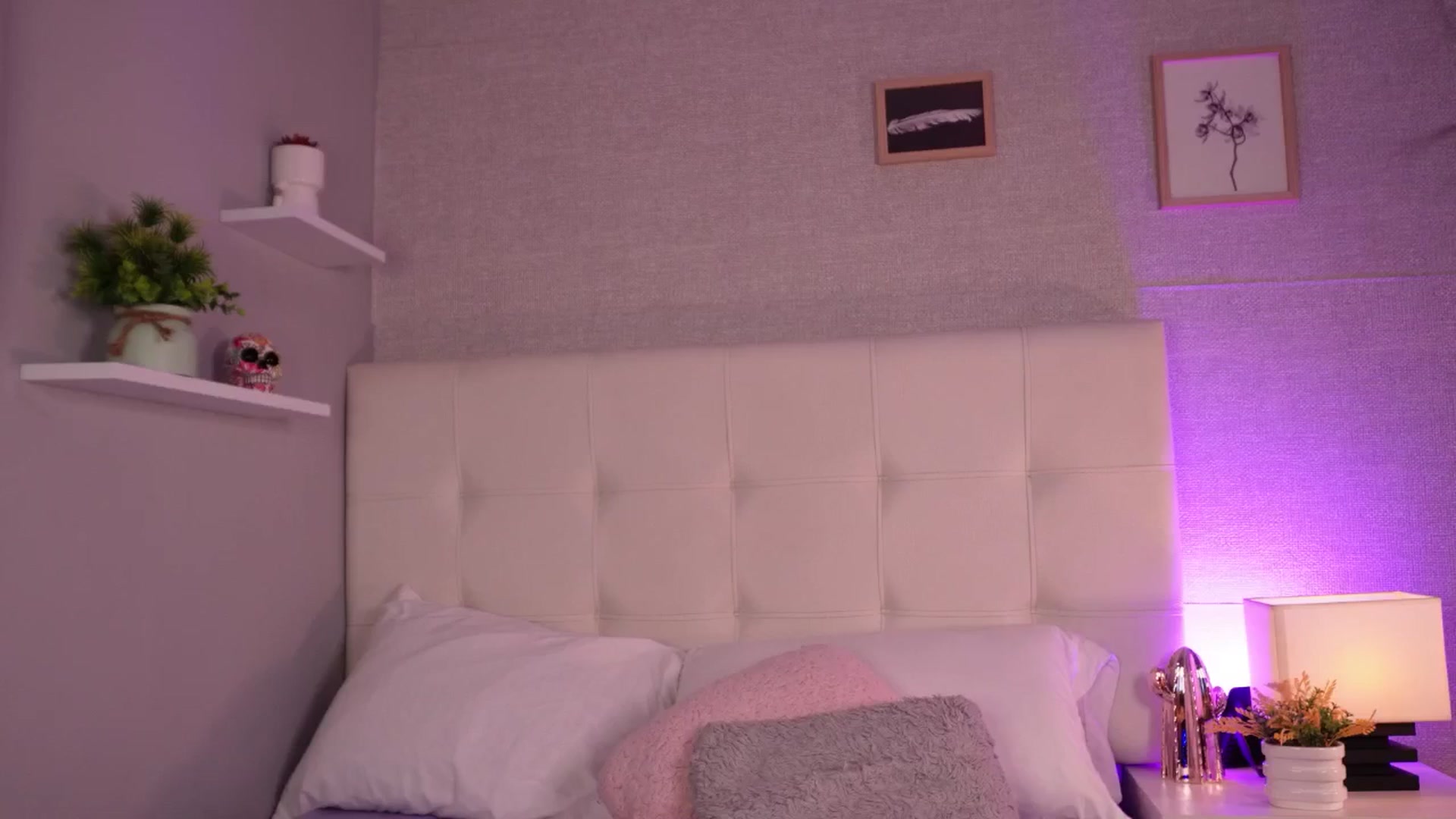 Gallery image thumbnail from Mia_gabbaai's myfreecams stream on, 09/22/2025, 18:33 image 19 of 20