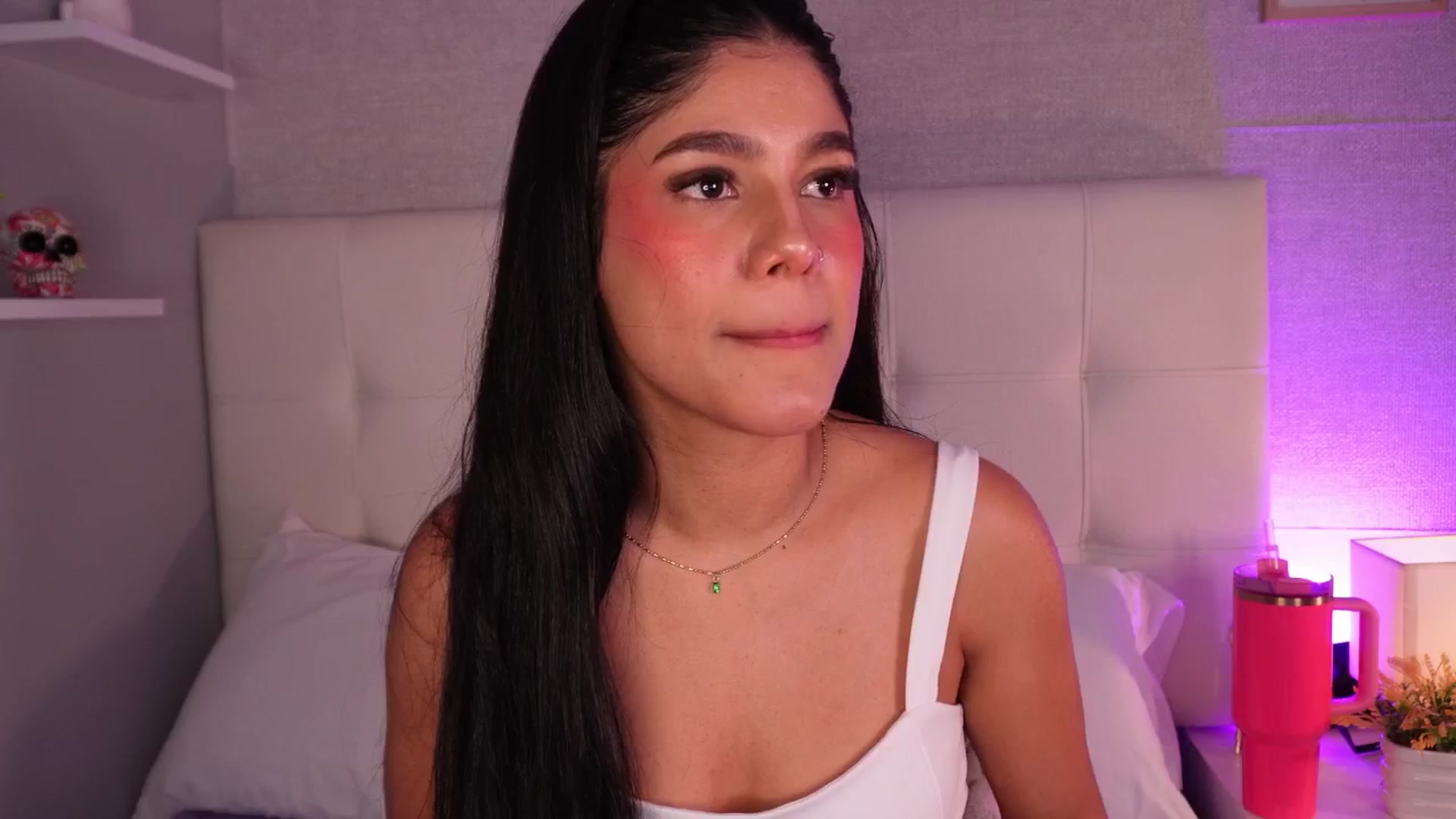 Gallery image thumbnail from Mia_gabbaai's myfreecams stream on, 09/22/2025, 18:33 image 9 of 20